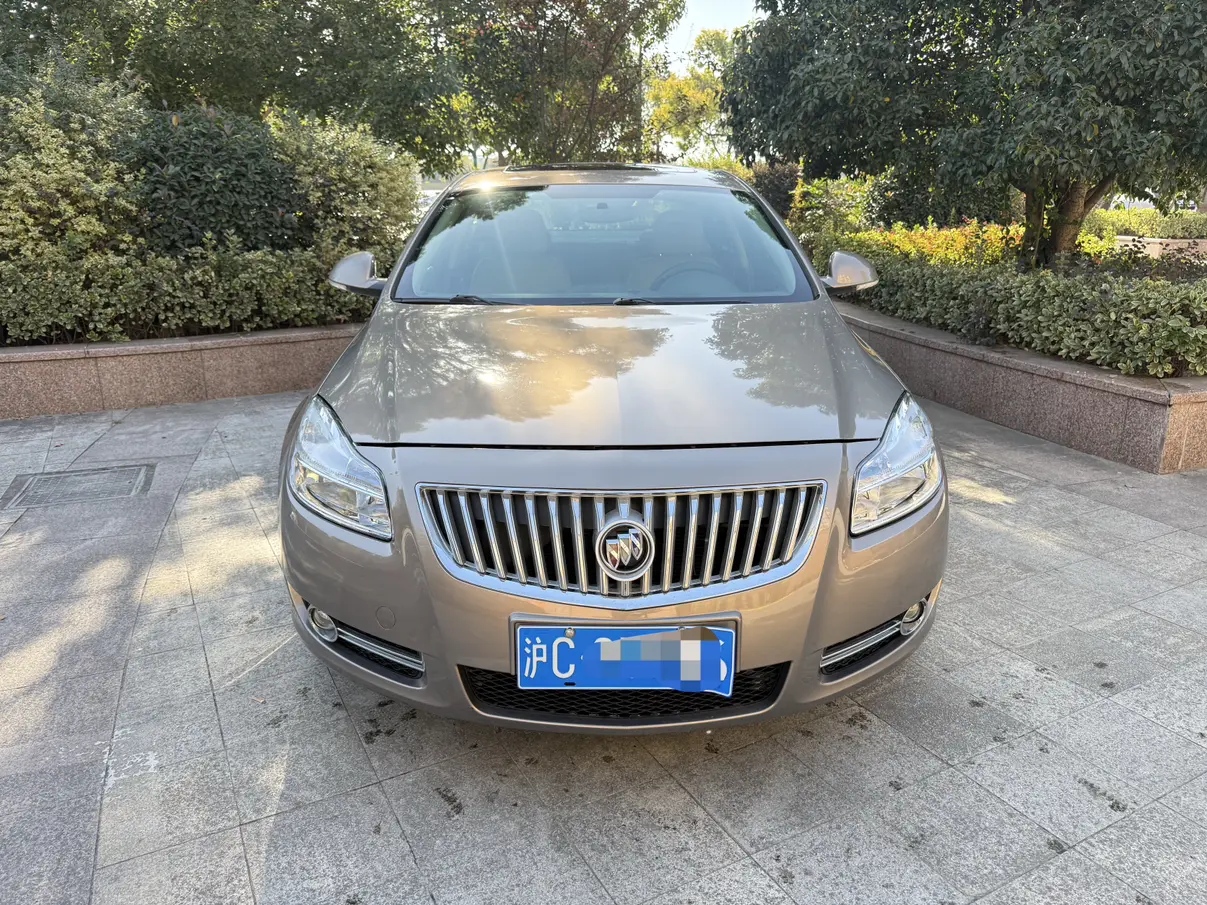 Buick Majesty  из Китая
