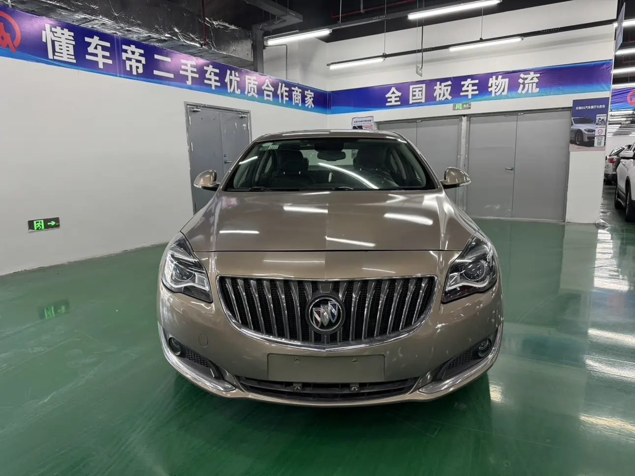 Buick Majesty  из Китая
