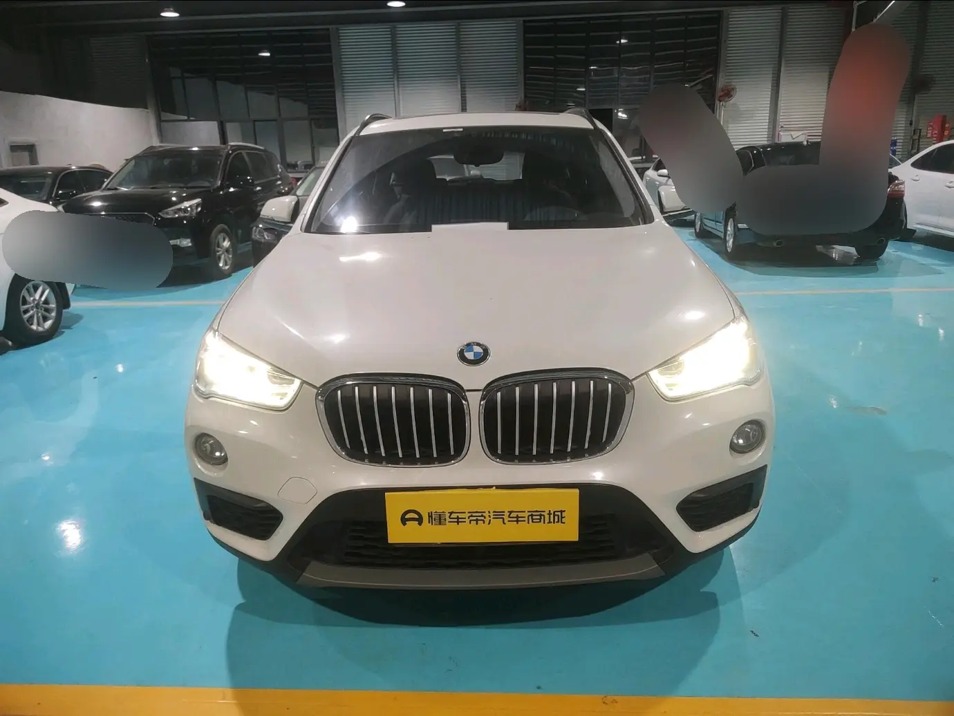 BMW X1  из Китая