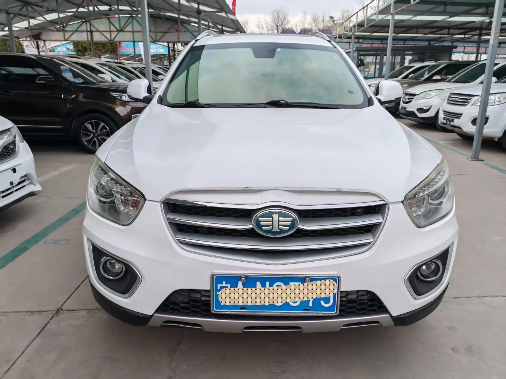 FAW Bestune X80 (Besturn X80)  из Китая