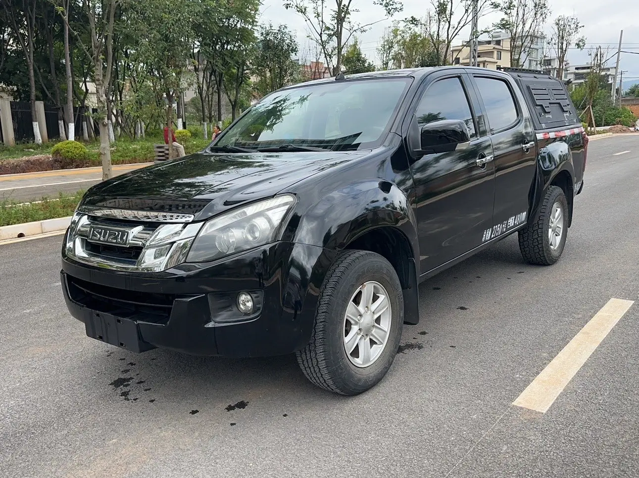 Isuzu Suzutaku  из Китая