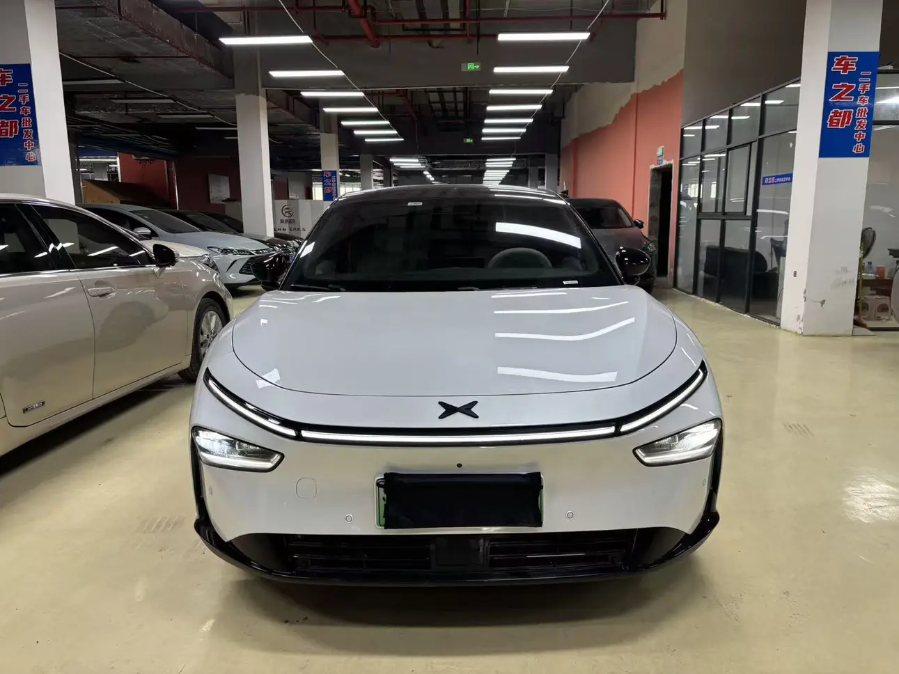 Xpeng P7+  из Китая