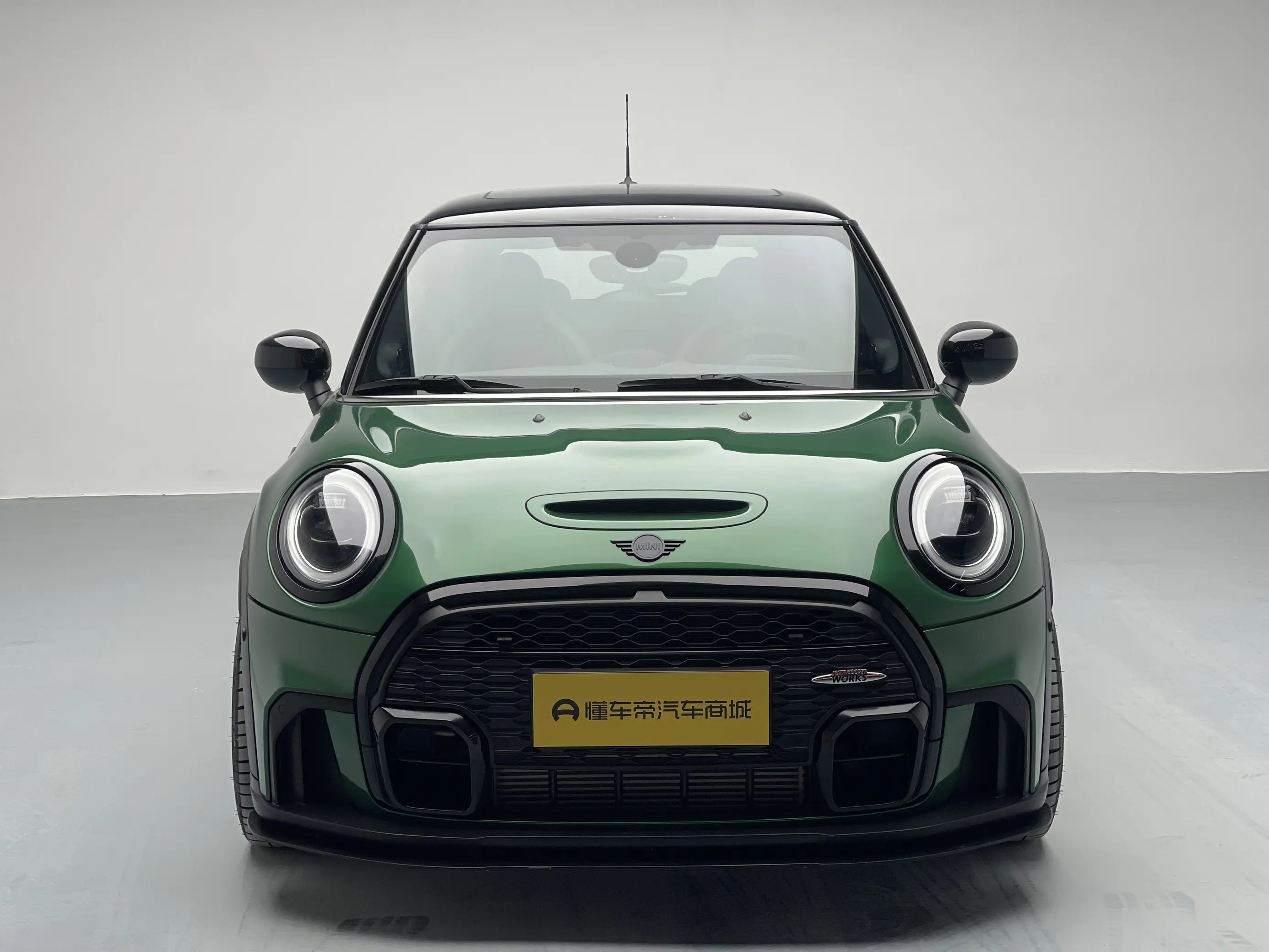 MINI 