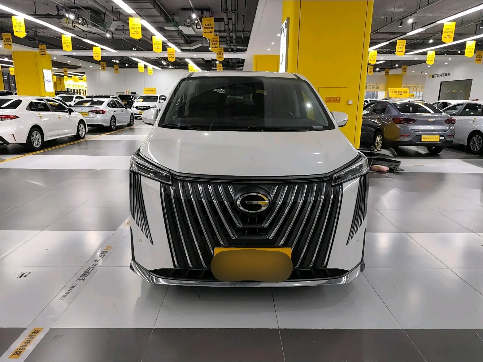 GAC Trumpchi M8  из Китая