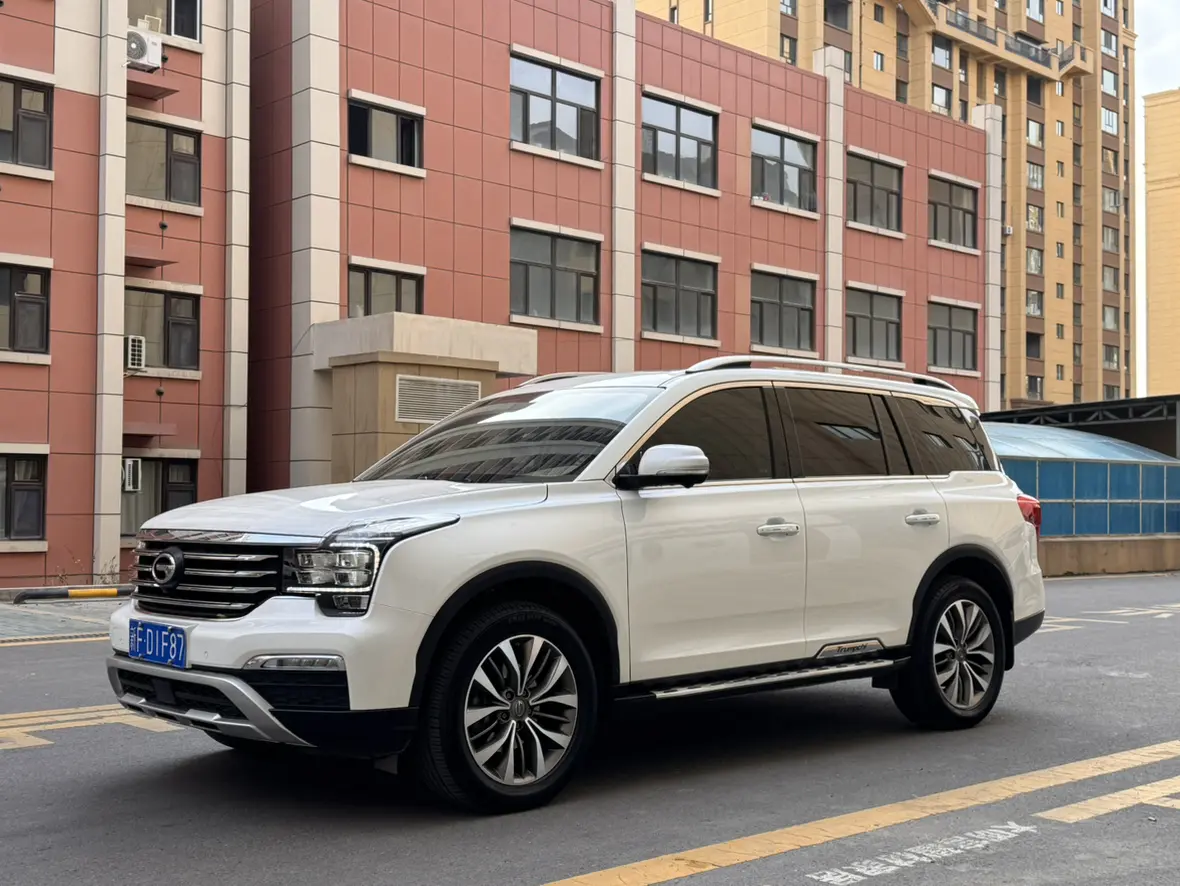 GAC Trumpchi GS8  из Китая