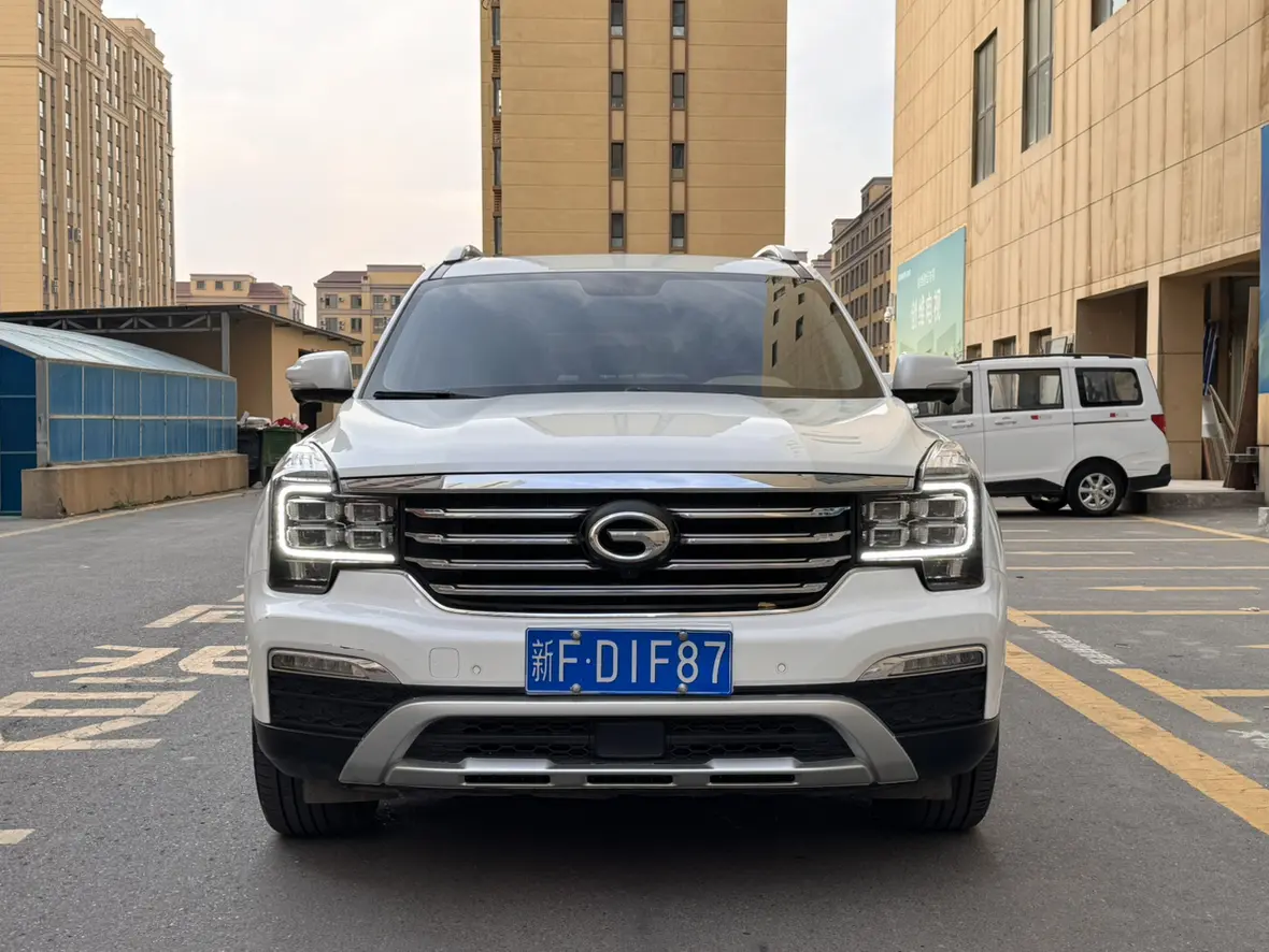 GAC Trumpchi GS8  из Китая