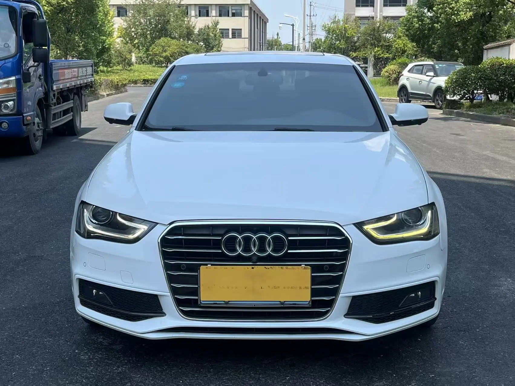 Audi A4L  из Китая