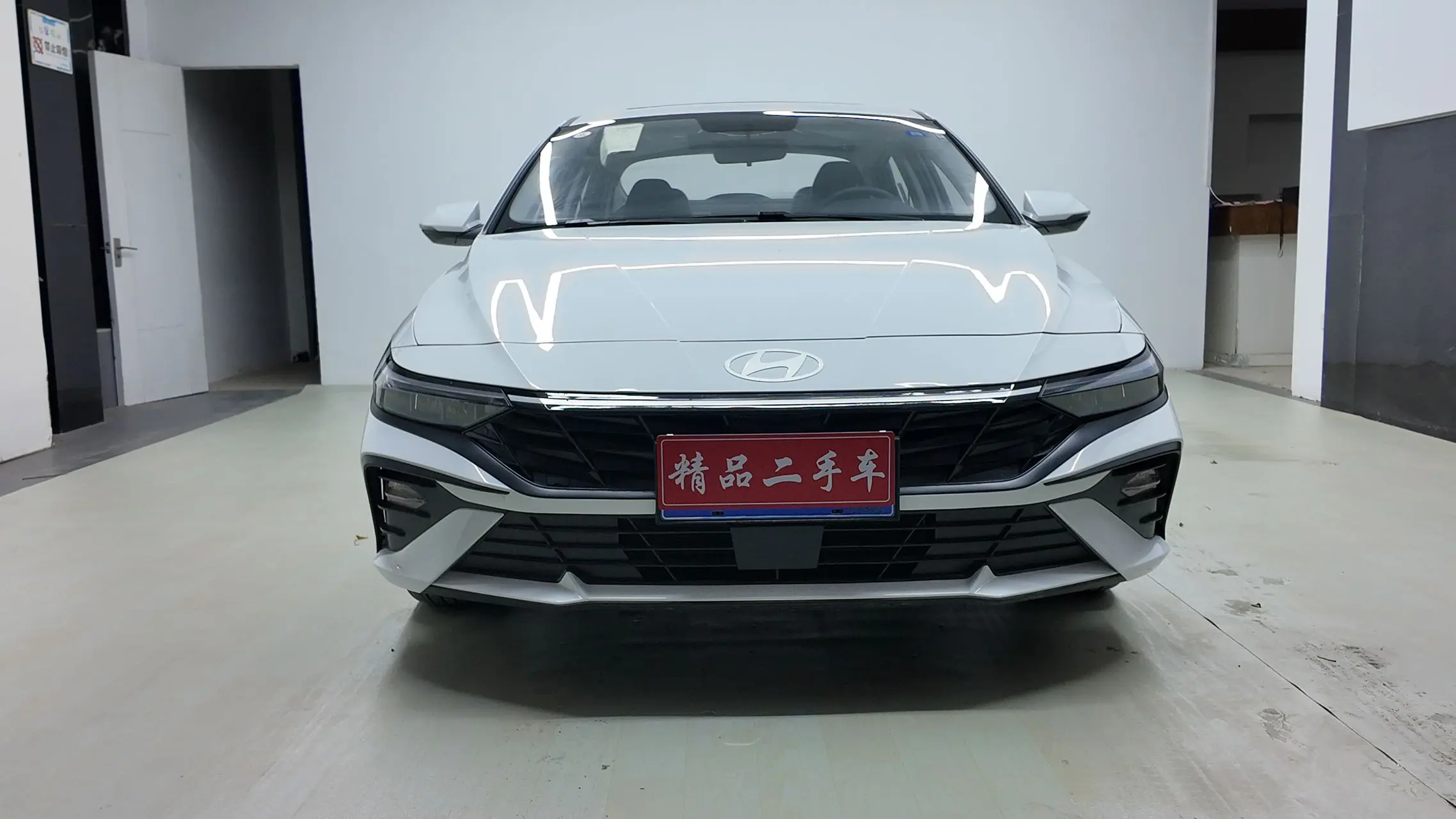 Hyundai Elantra  из Китая