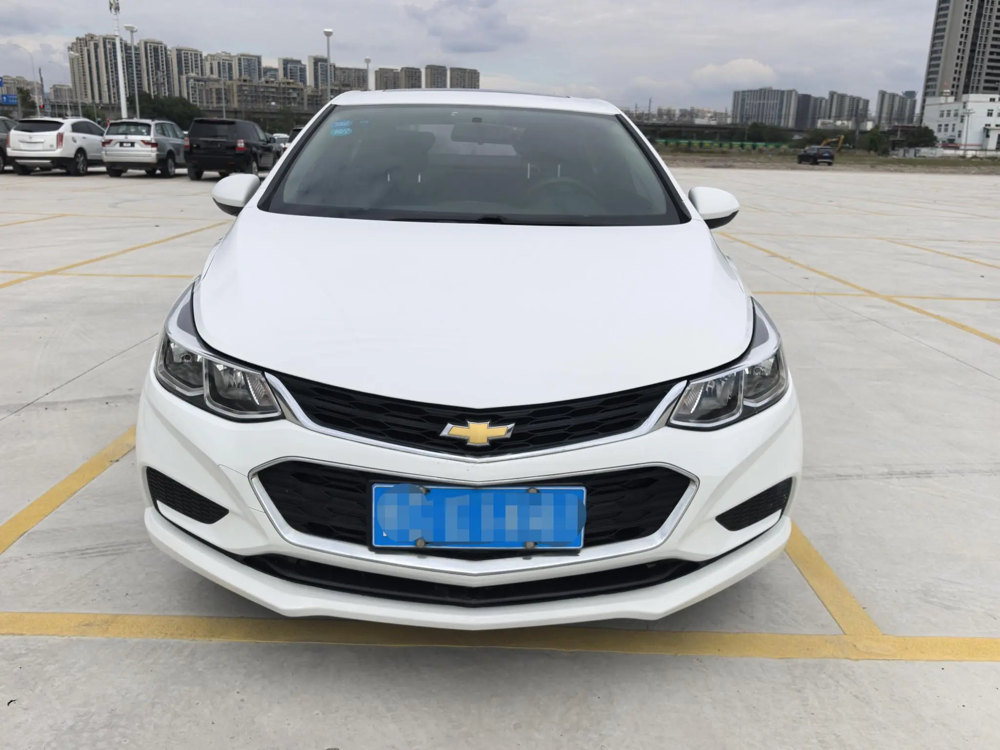 Chevrolet Monza (Cruze)  из Китая