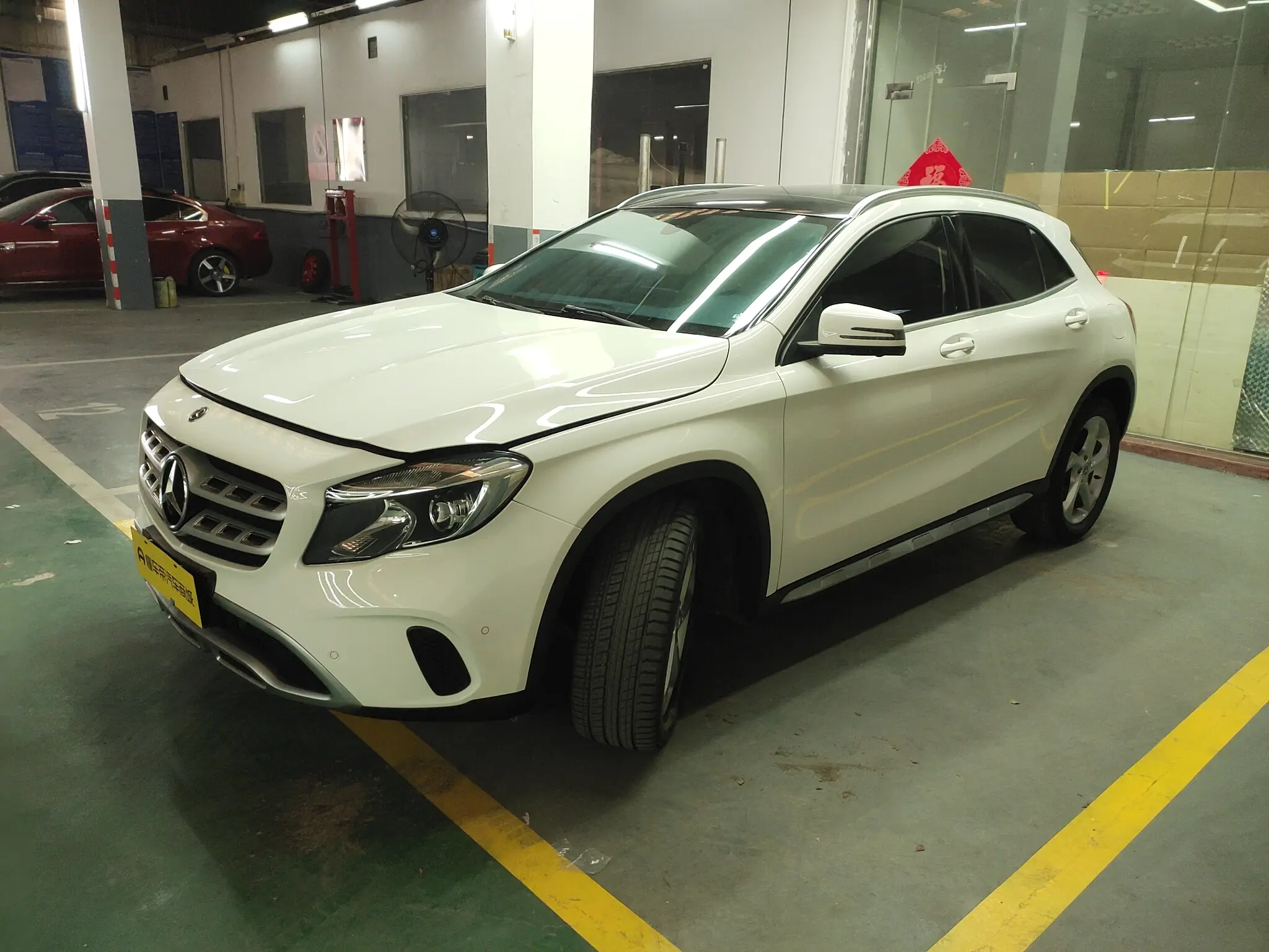 Mercedes-Benz GLA  из Китая