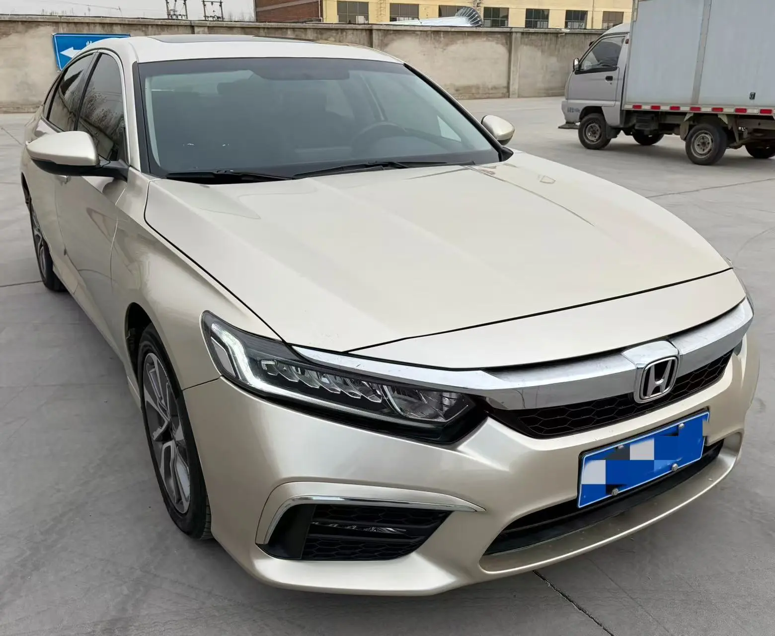 Honda Inspire (Yingshipai)  из Китая