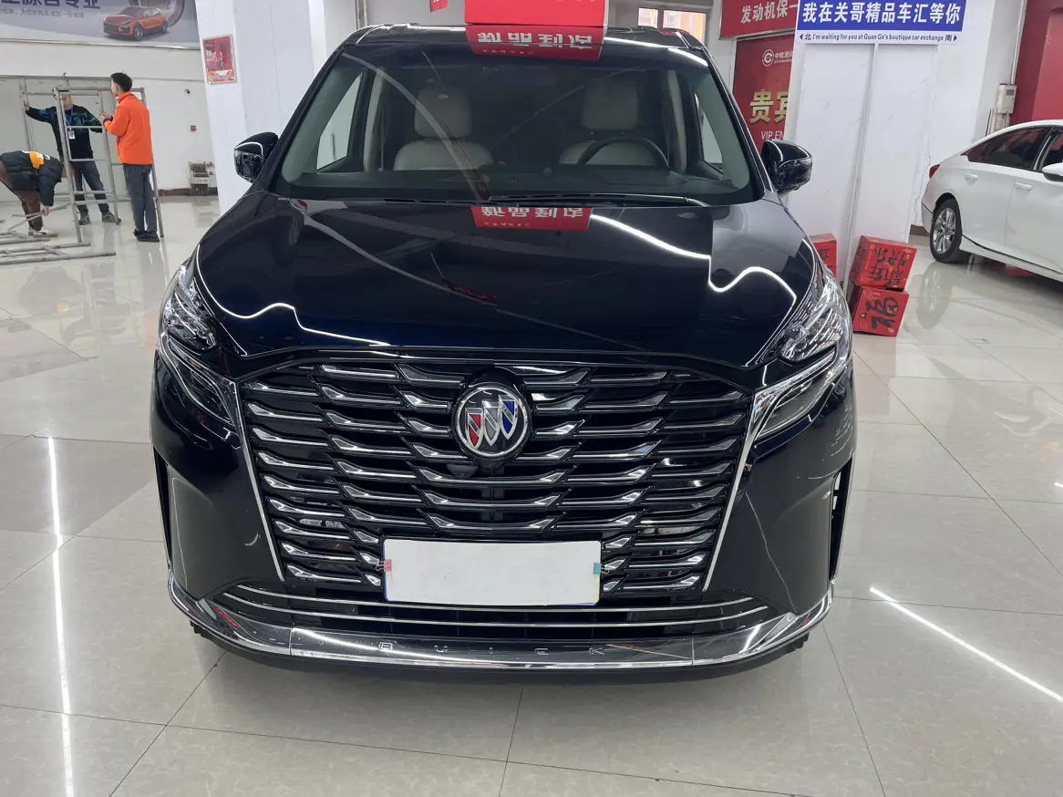 Buick GL8  из Китая