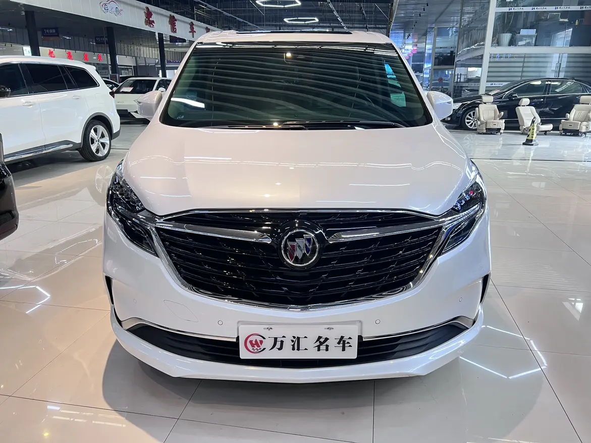 Buick GL8  из Китая