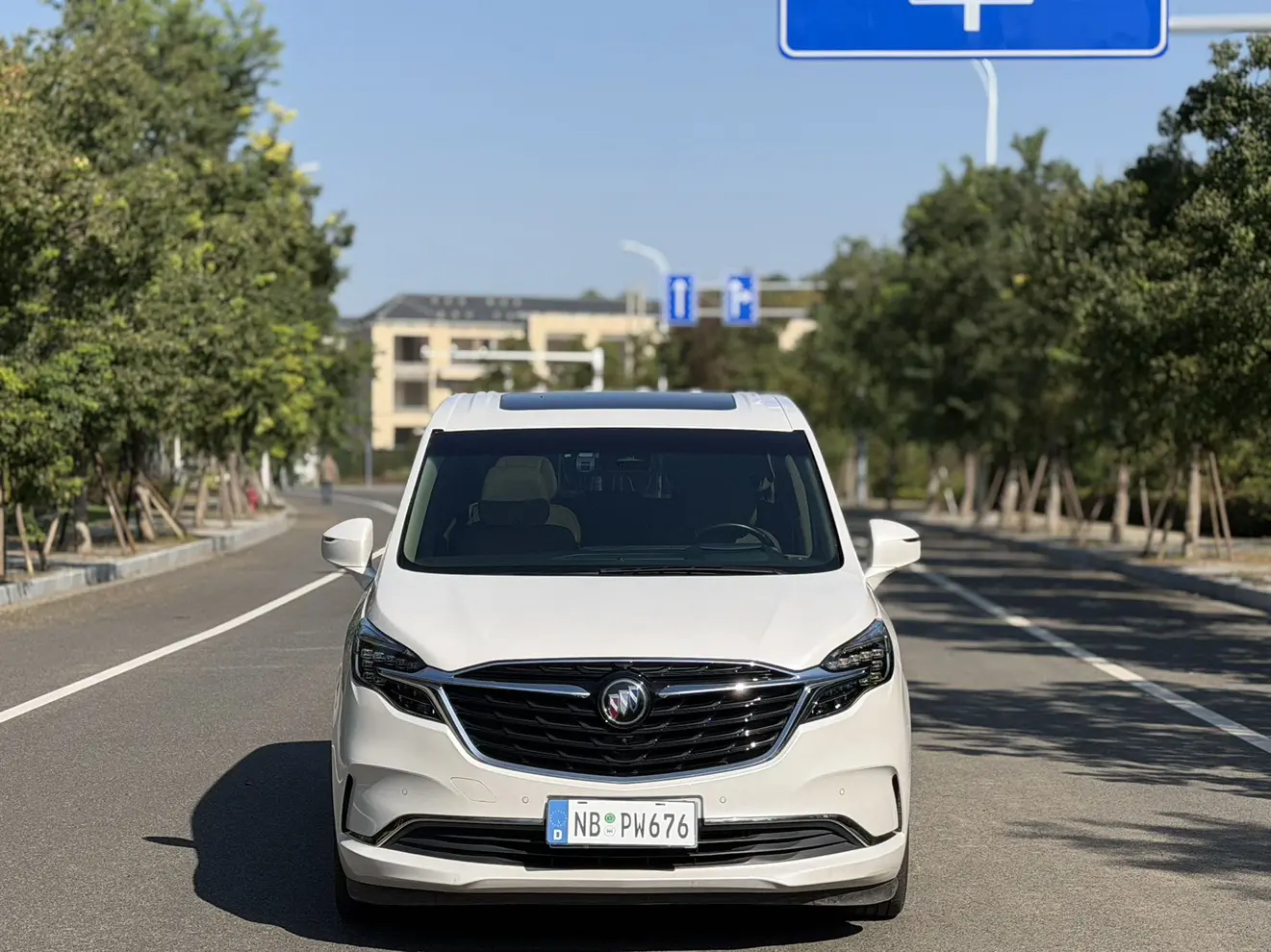 Buick GL8  из Китая