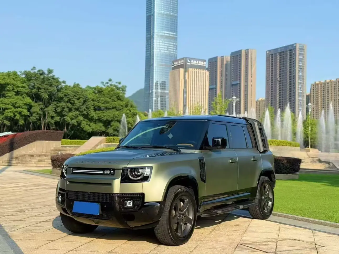 Land Rover Guard