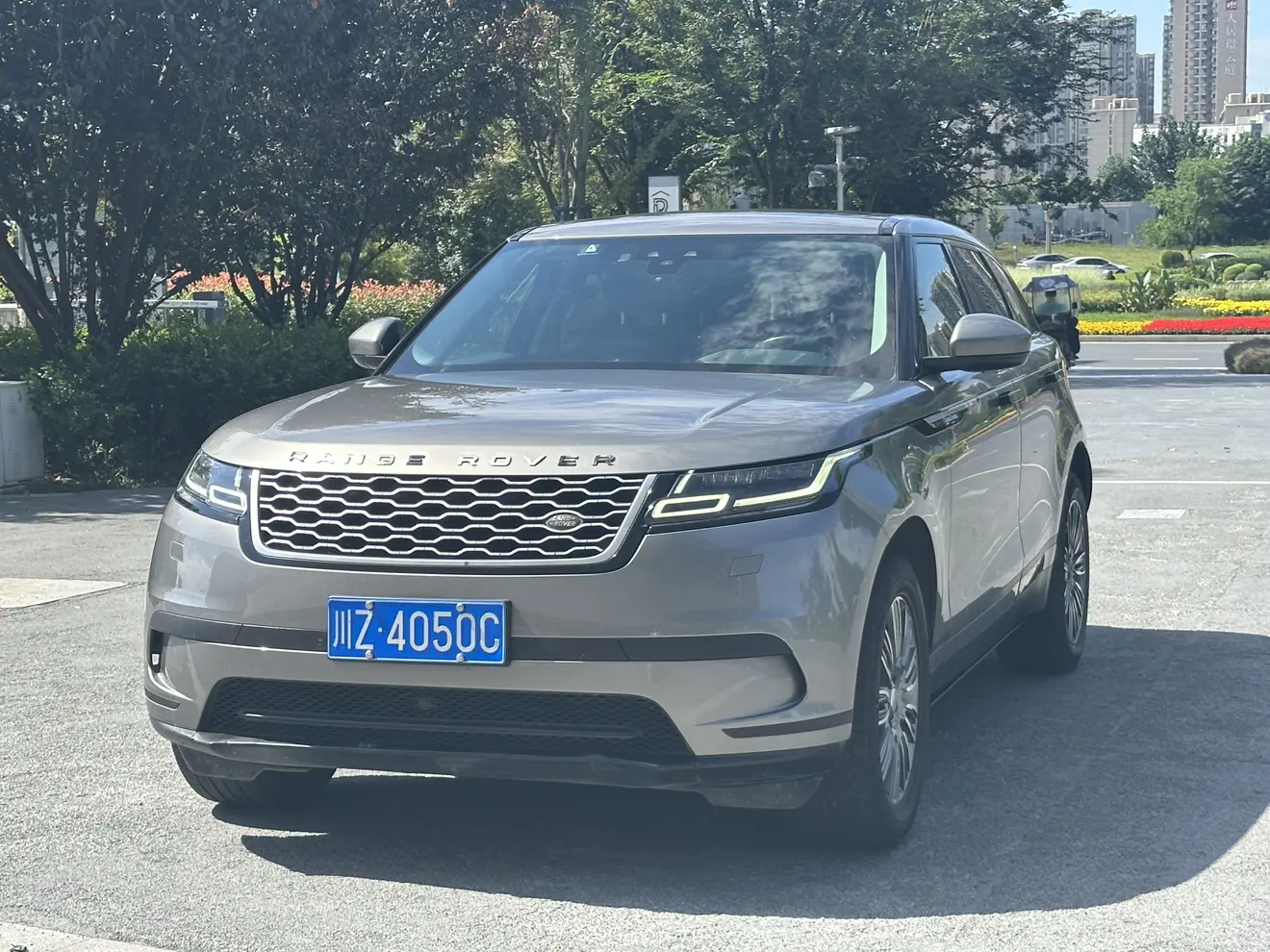 Land Rover Range Rover Velar  из Китая