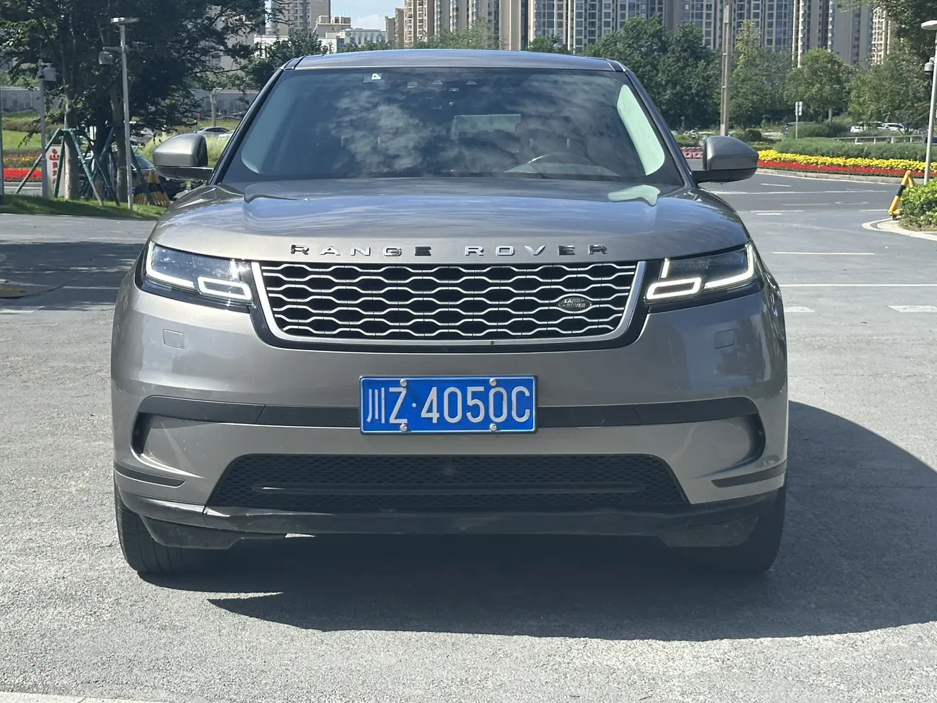 Land Rover Range Rover Velar  из Китая