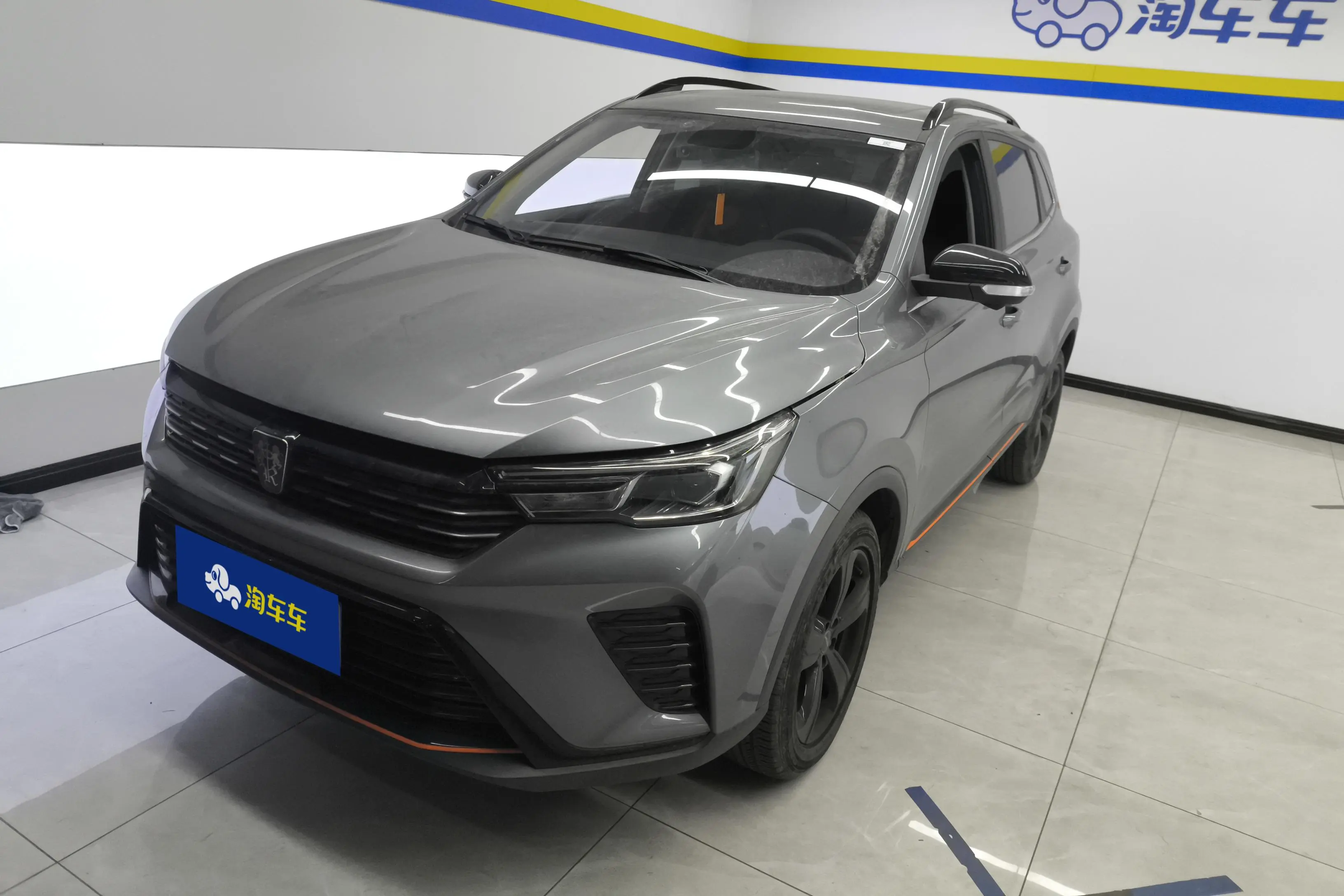 Roewe RX3  из Китая