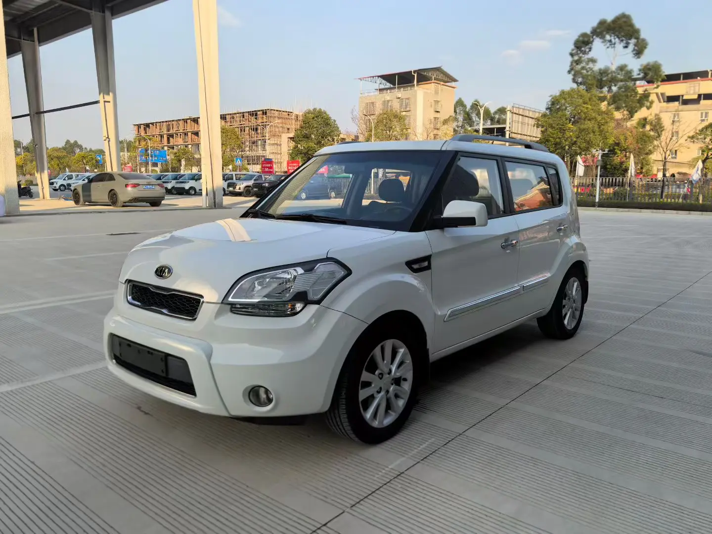 Kia Shor  из Китая