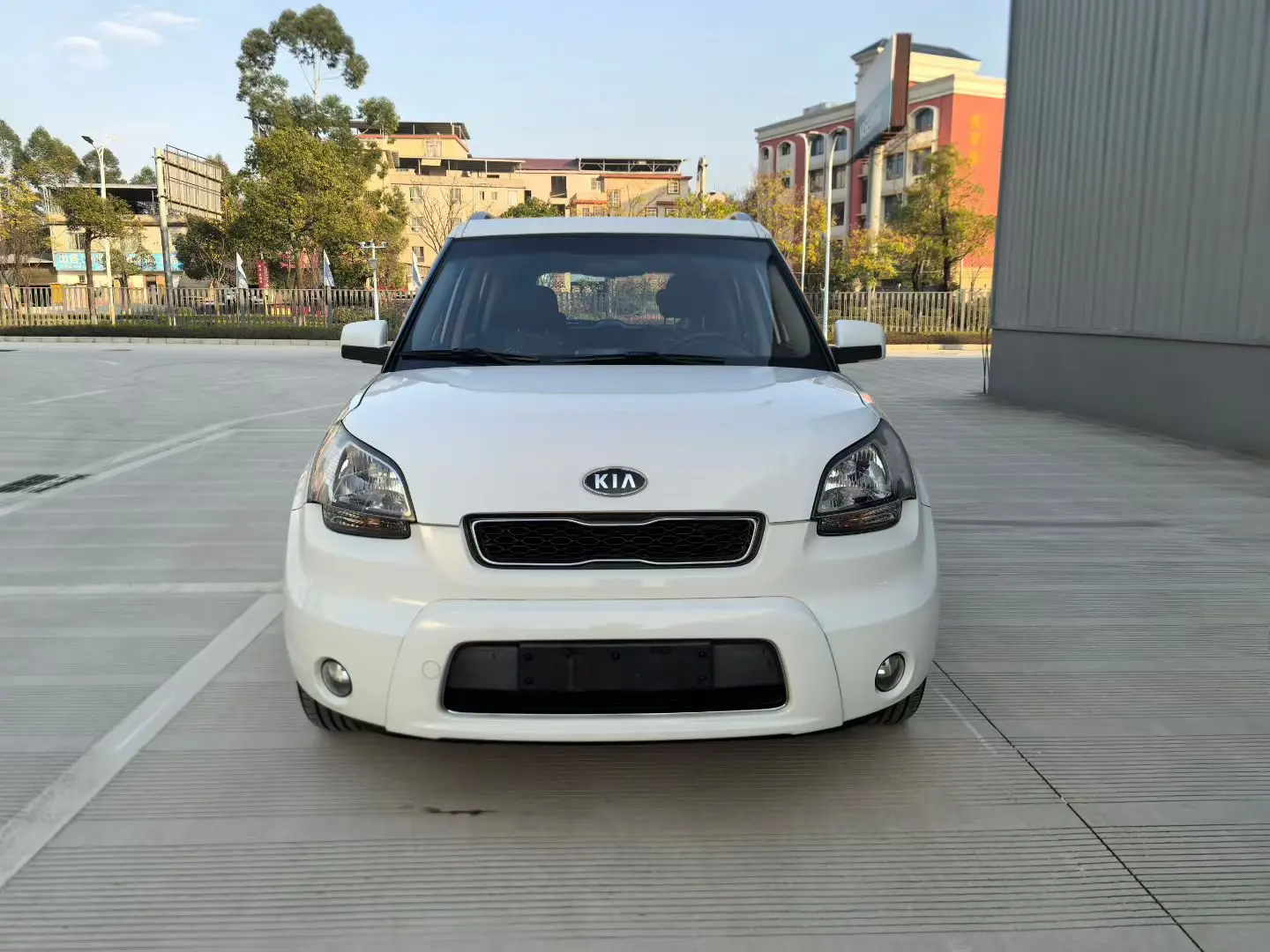 Kia Shor  из Китая