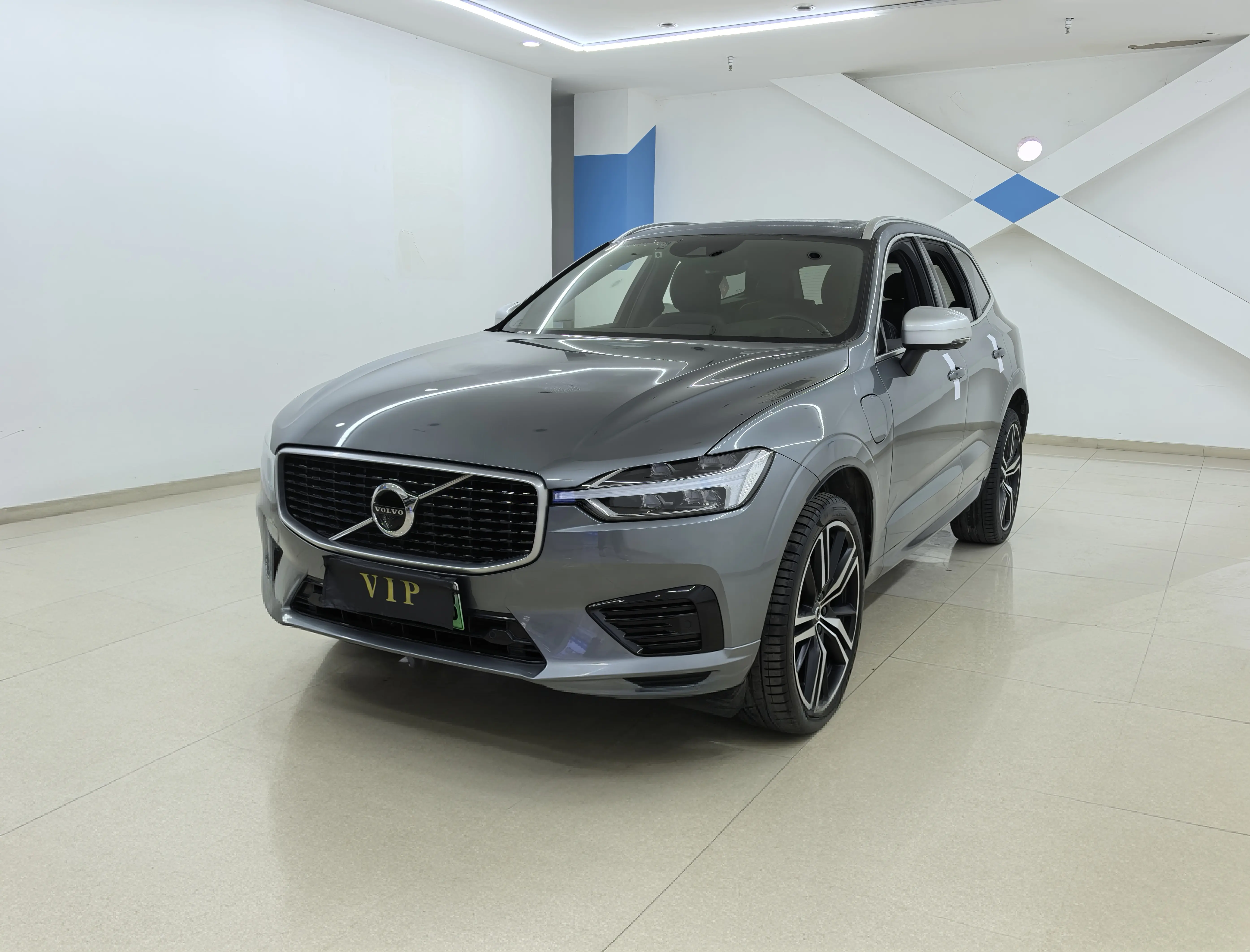 Volvo XC60 PHEV  из Китая