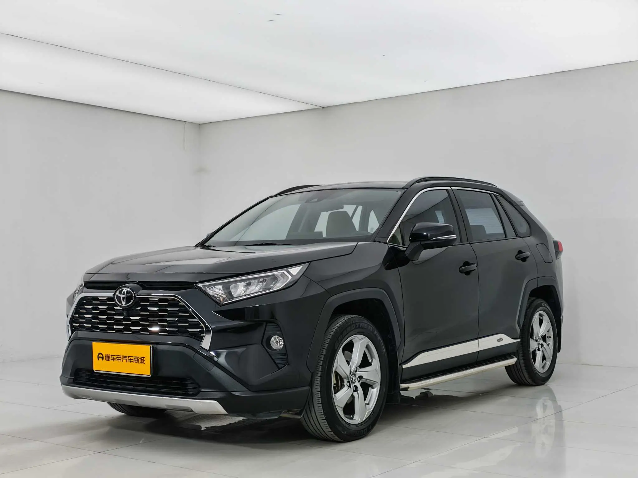 Toyota RAV4  из Китая