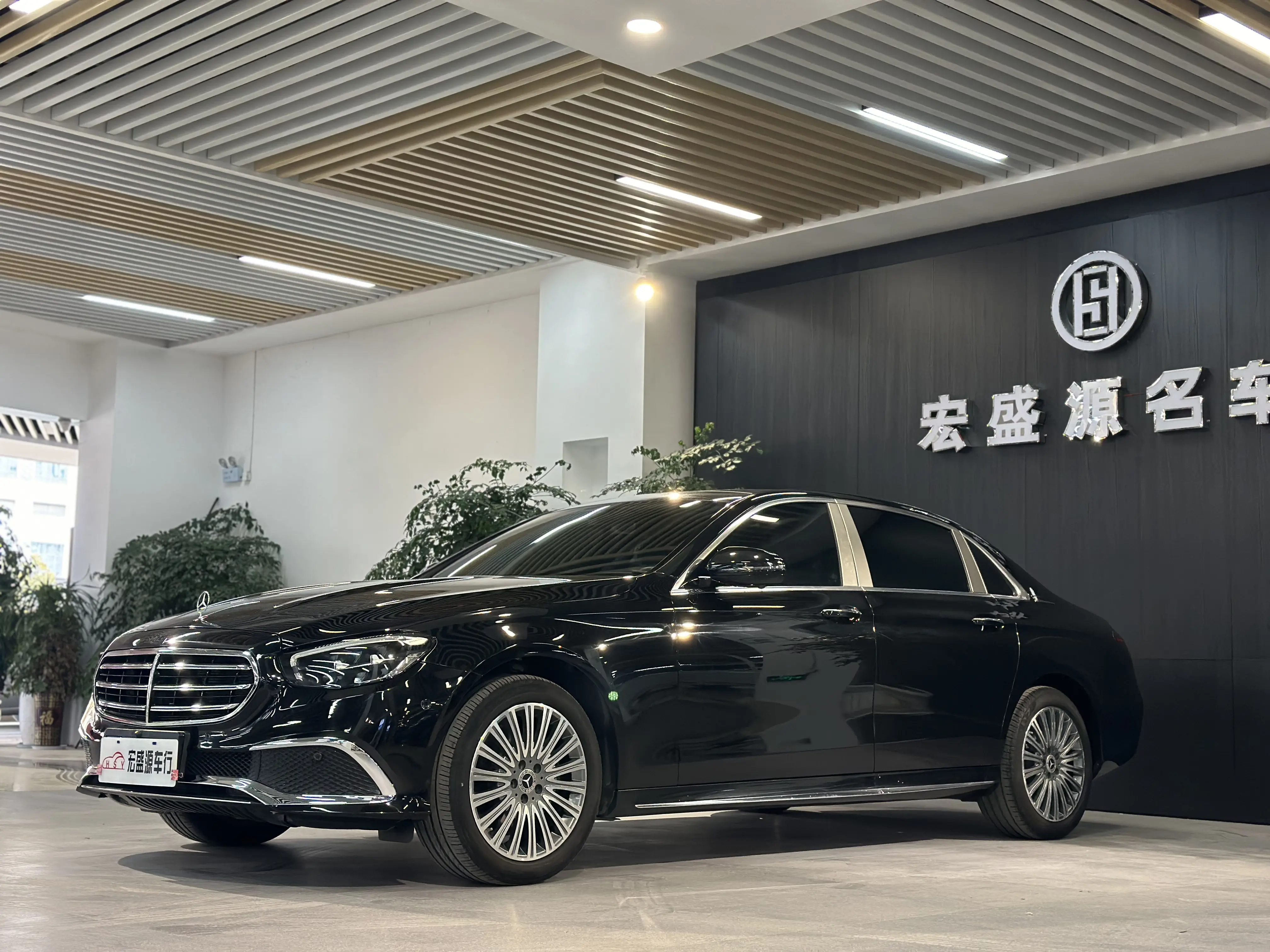 Mercedes-Benz E-Class  из Китая