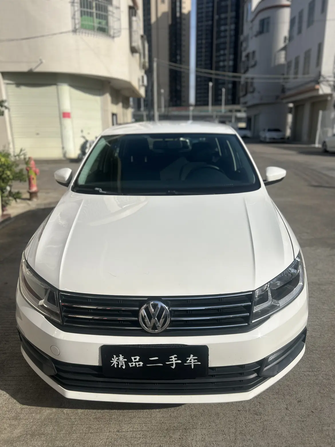 Volkswagen Santana  из Китая