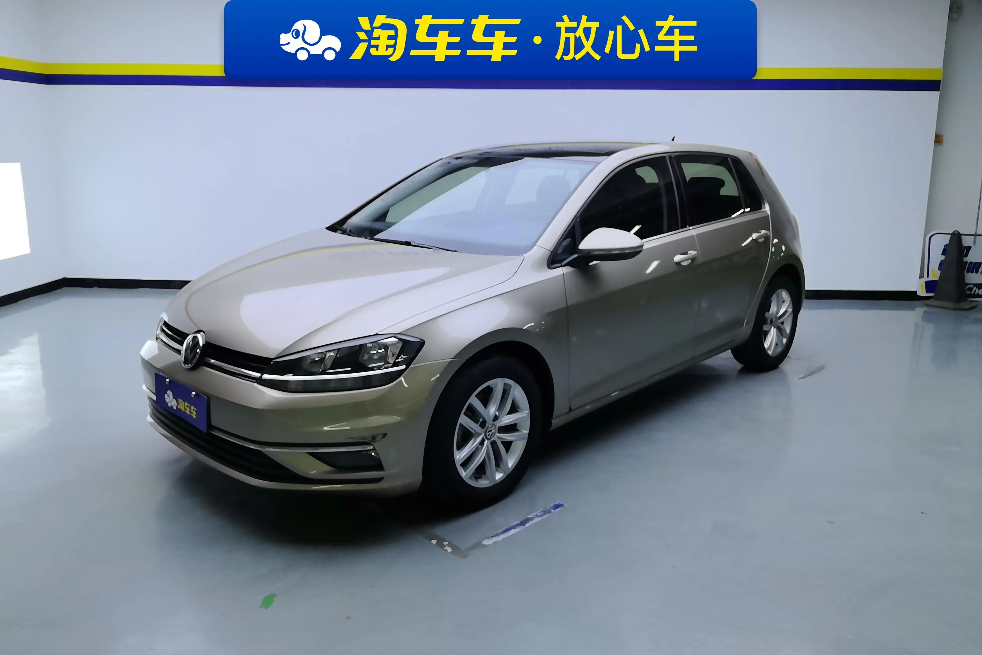 Volkswagen Golf  из Китая