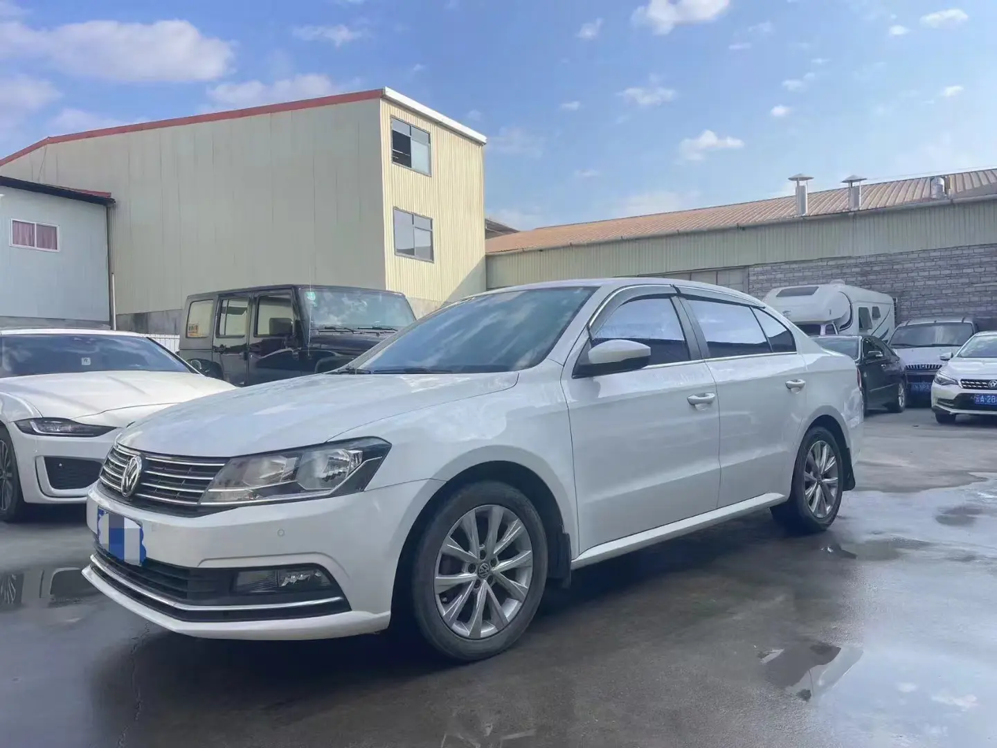 Volkswagen Lavida  из Китая