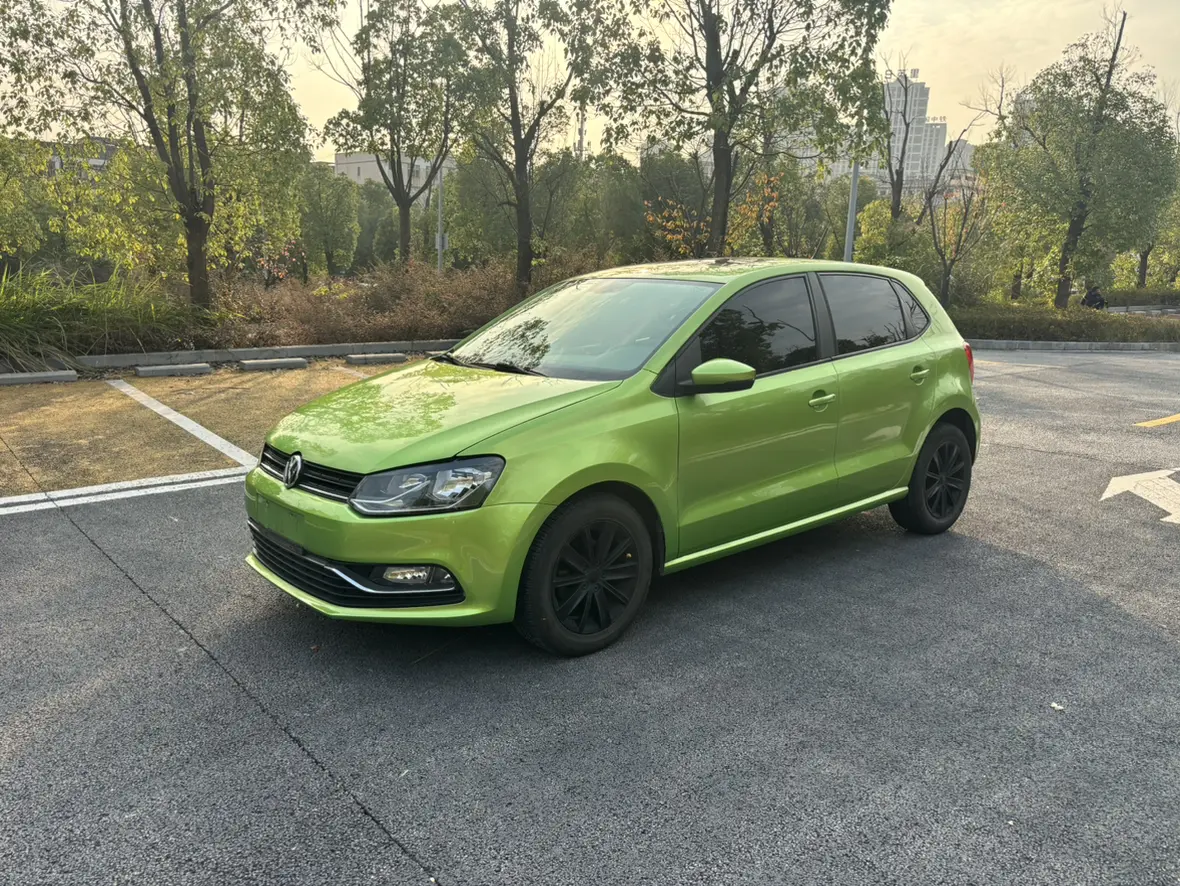 Volkswagen Polo  из Китая