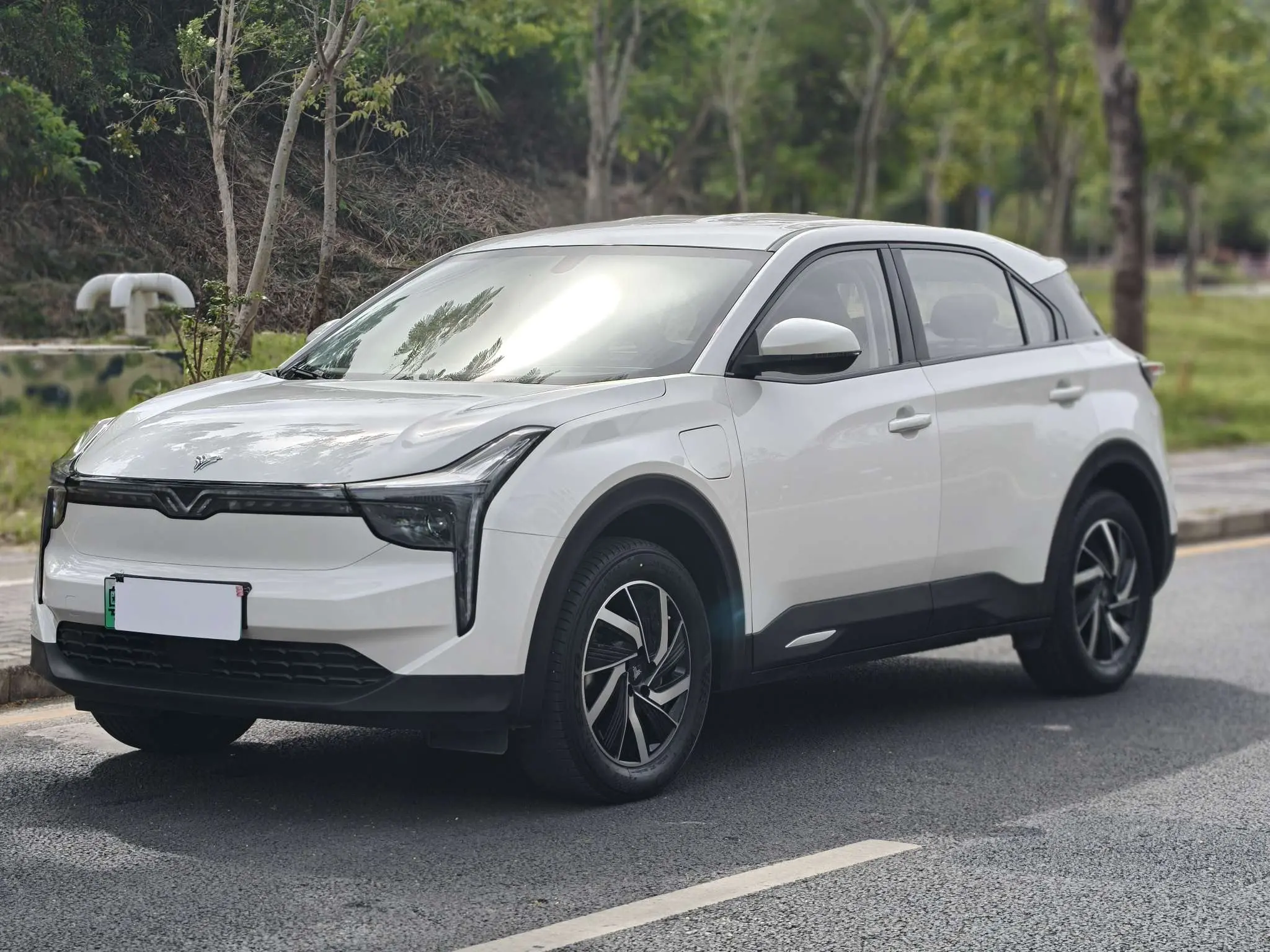 NETA NezhaU  из Китая