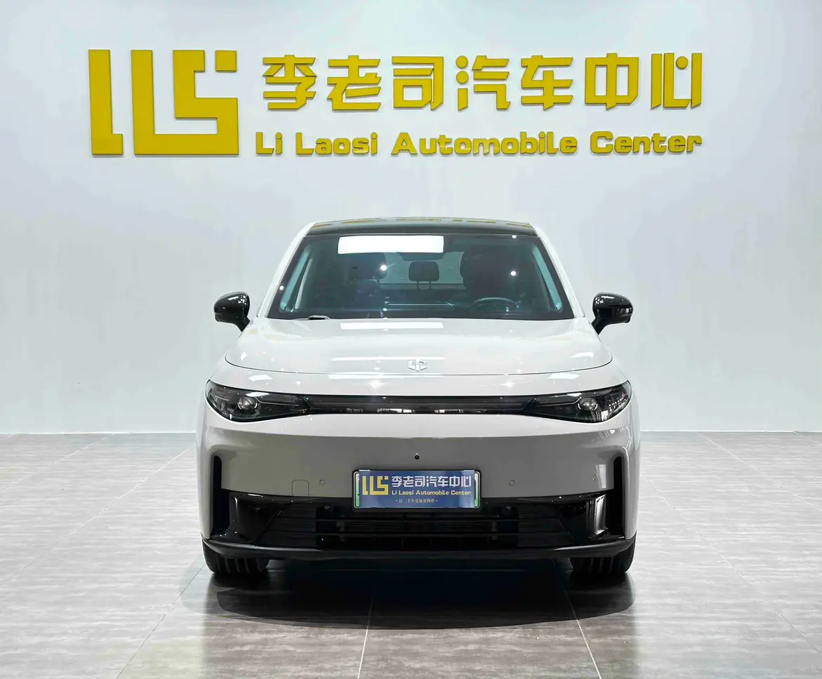 Leapmotor Zero running C10  из Китая