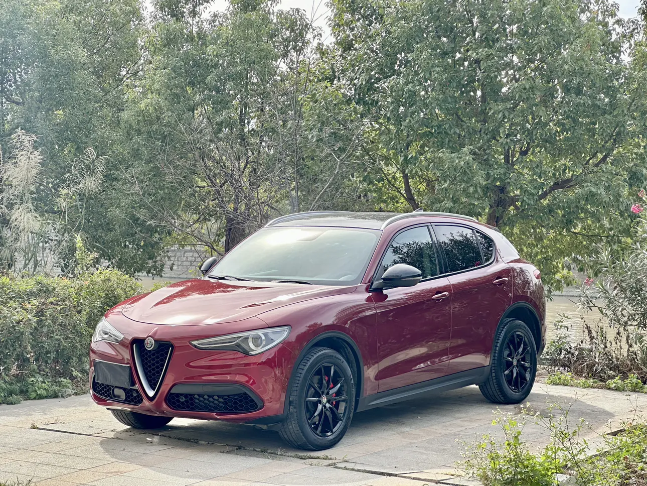 Alfa romeo Stelvio  из Китая