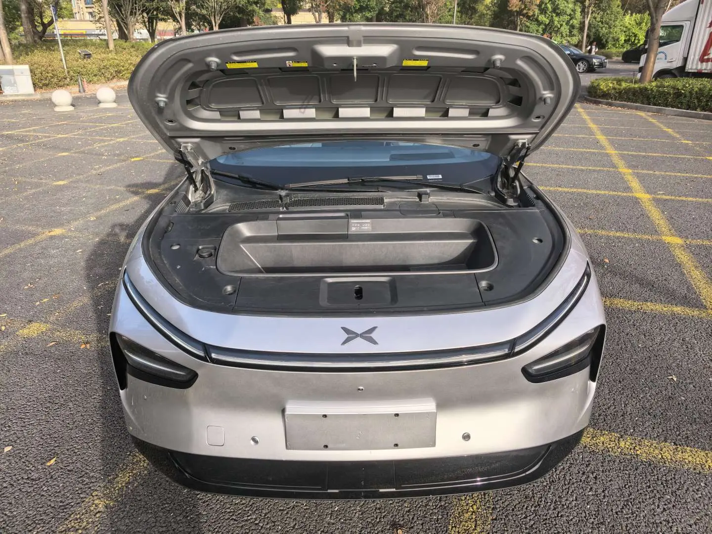 Xpeng G7  из Китая