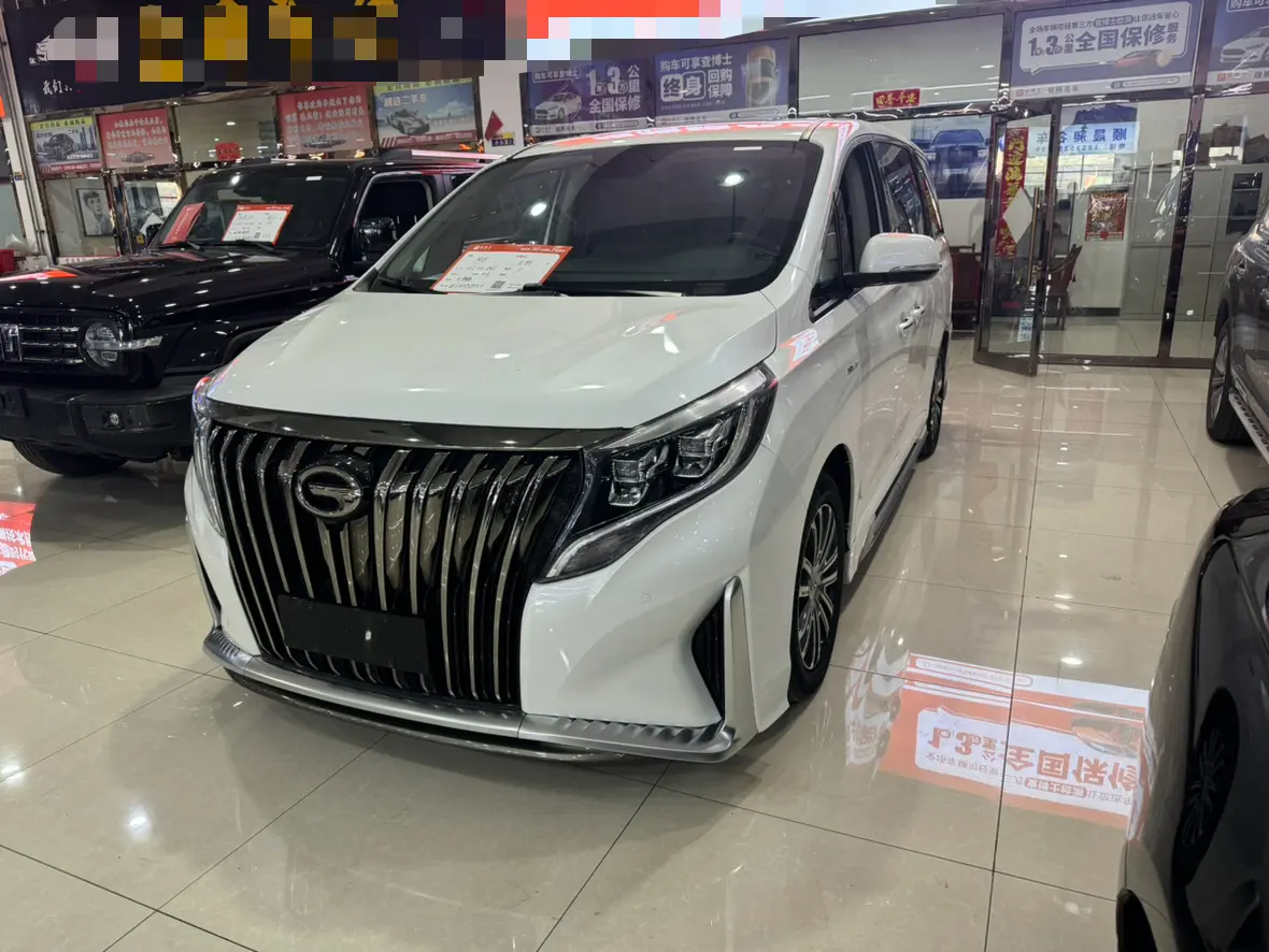 GAC Trumpchi M8  из Китая