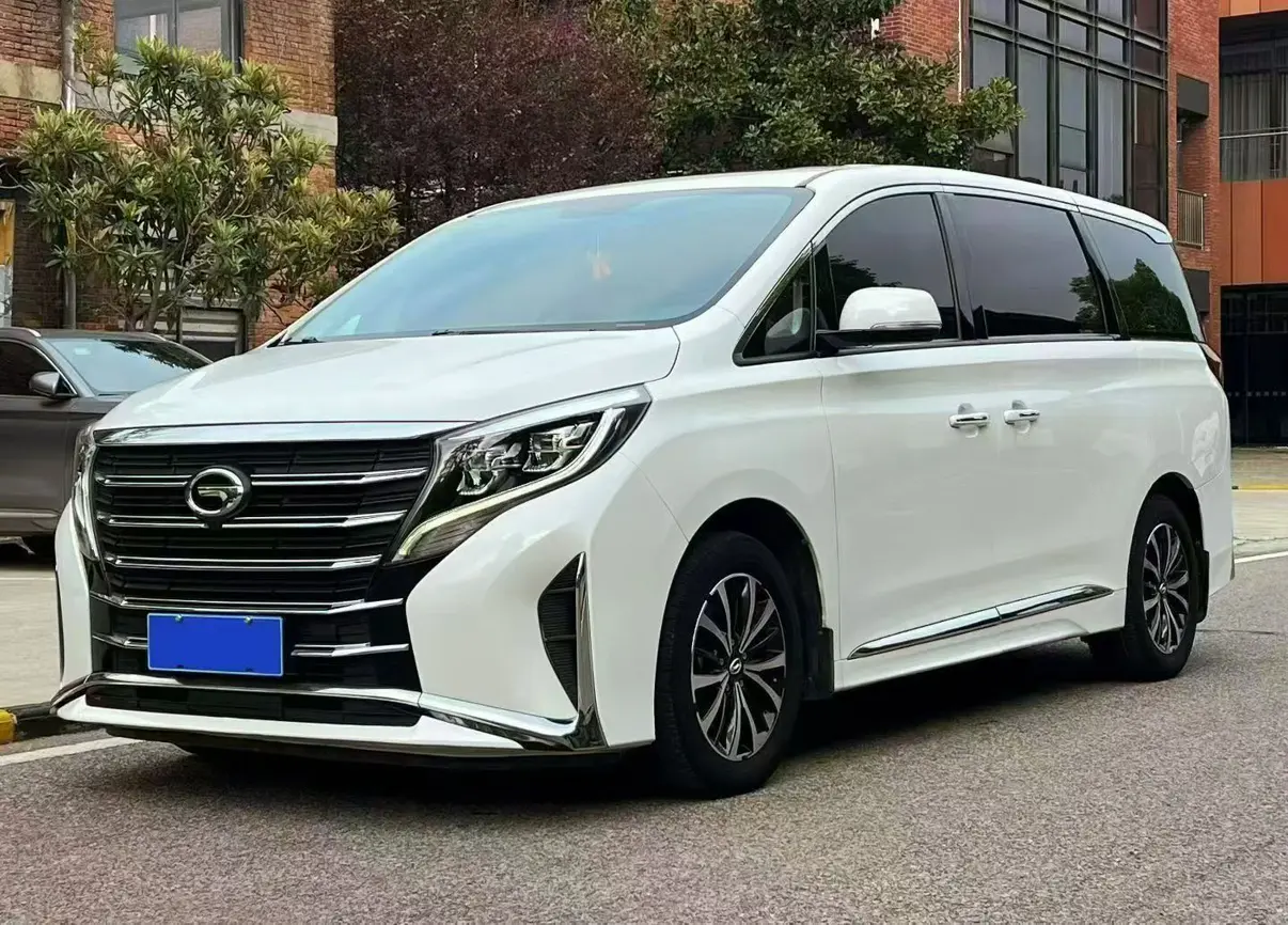 GAC Trumpchi M8  из Китая
