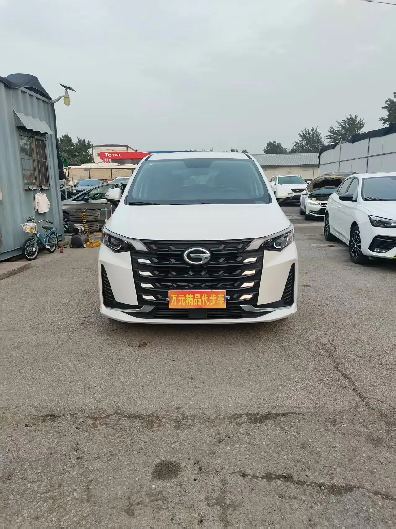 GAC Trumpchi M6  из Китая