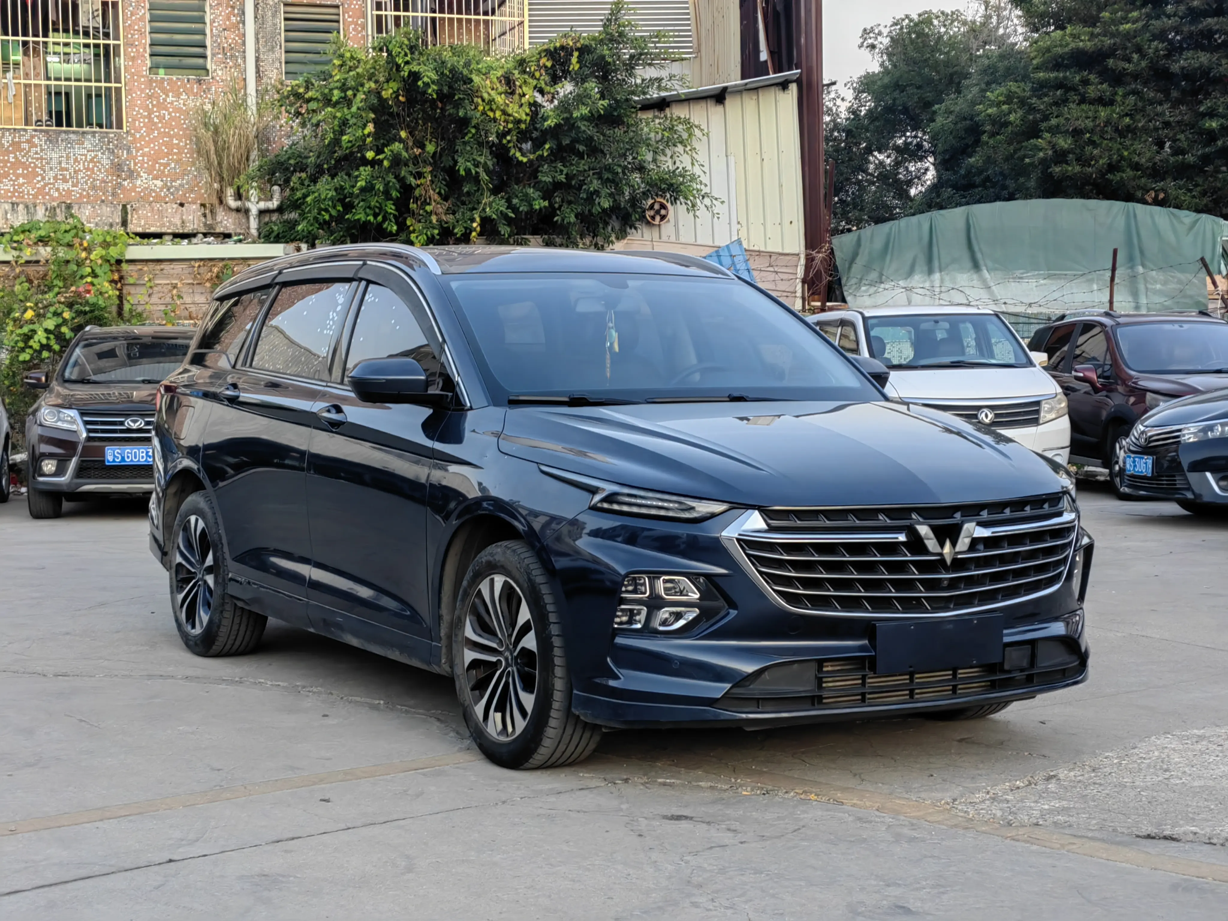 Wuling Capgemini Victory  из Китая