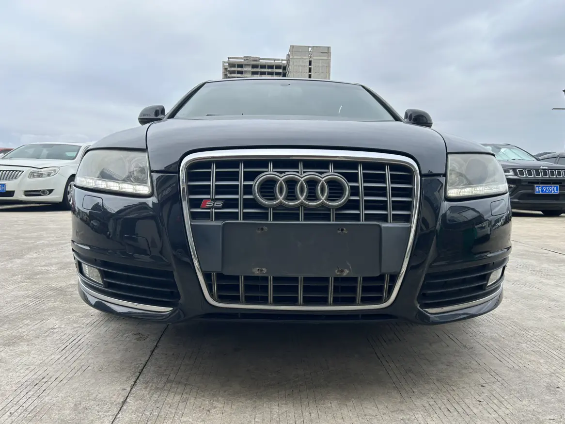 Audi A6L  из Китая