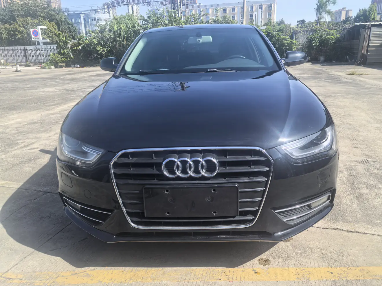 Audi A4L  из Китая