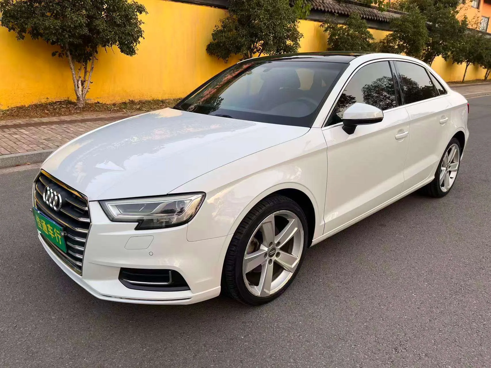 Audi A3  из Китая