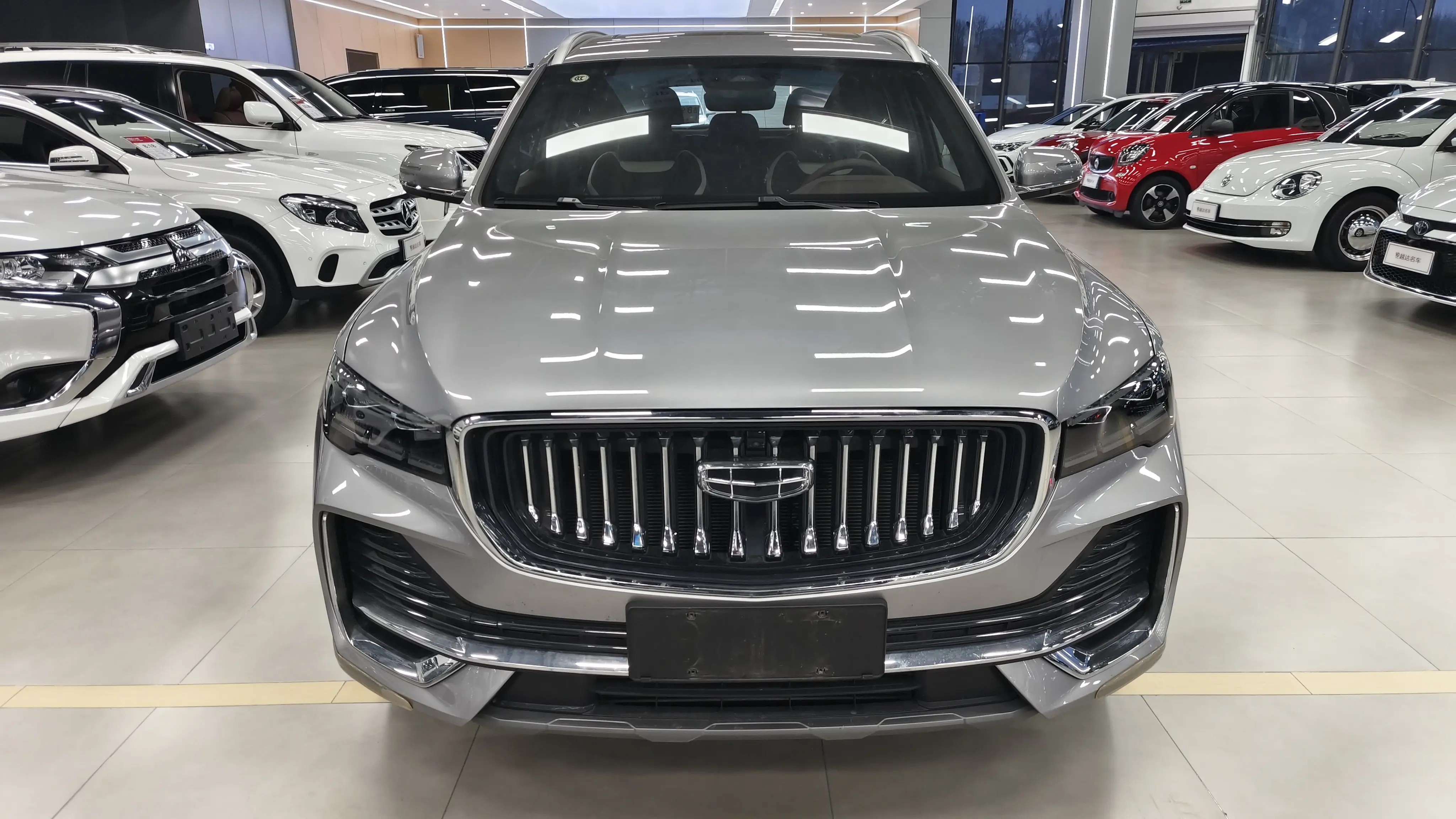 Geely Monjaro (Xingyue L)  из Китая