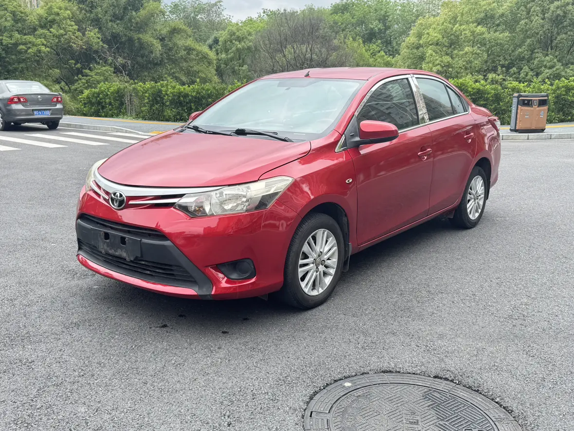 Toyota Vios  из Китая