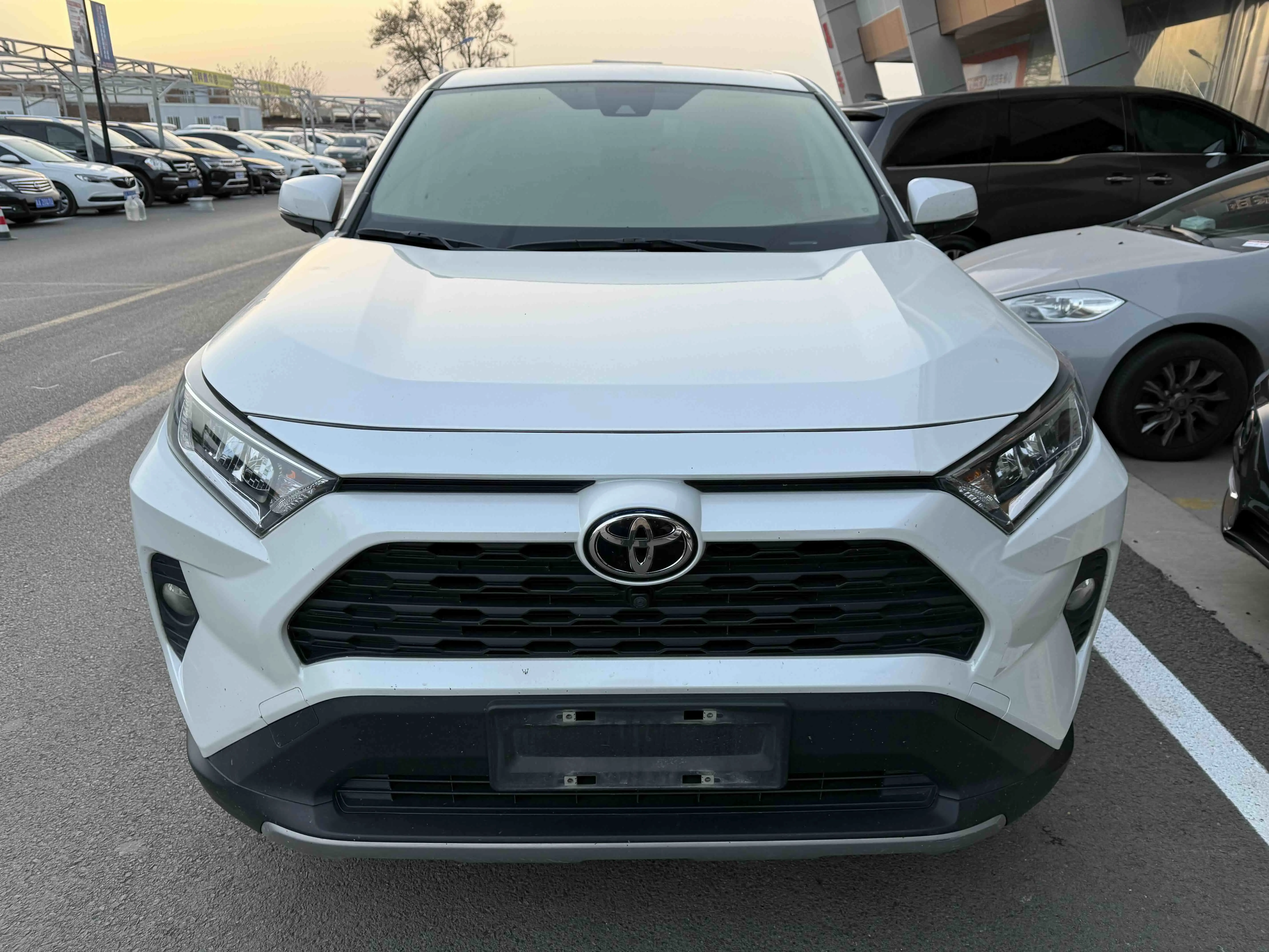 Toyota RAV4  из Китая