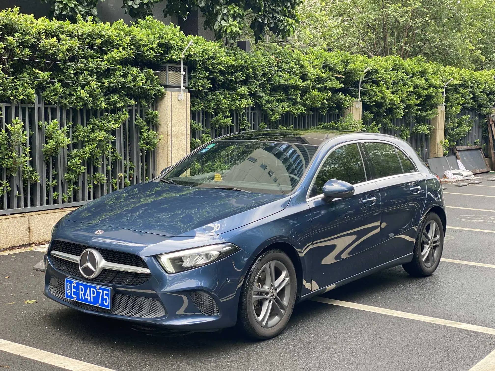 Mercedes-Benz A-Class (imported)  из Китая