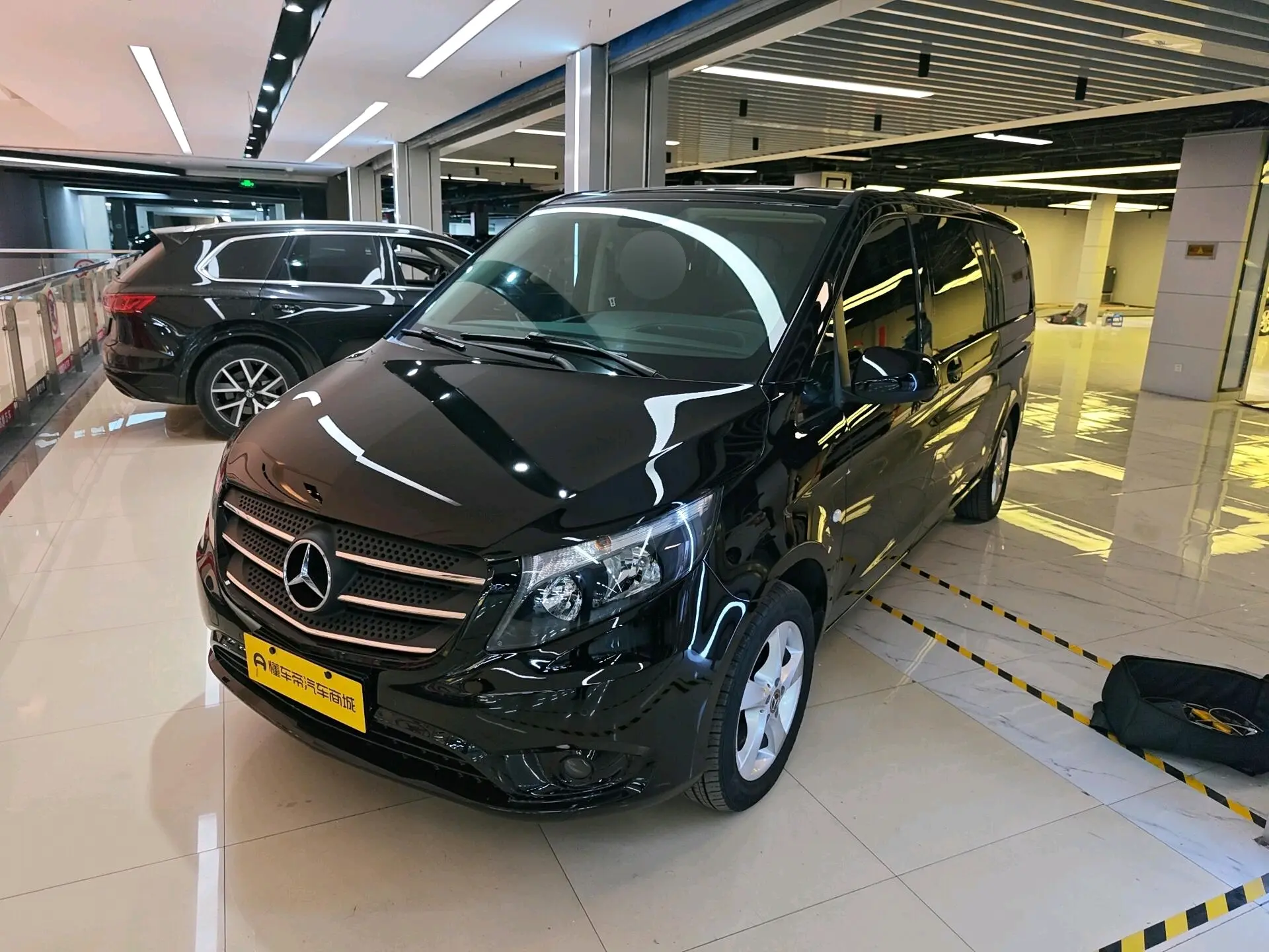 Mercedes-Benz Vito  из Китая