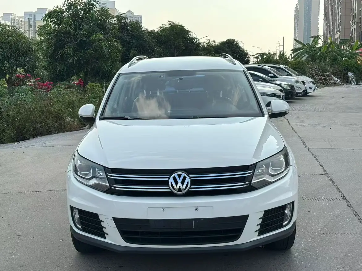 Volkswagen Tiguan  из Китая
