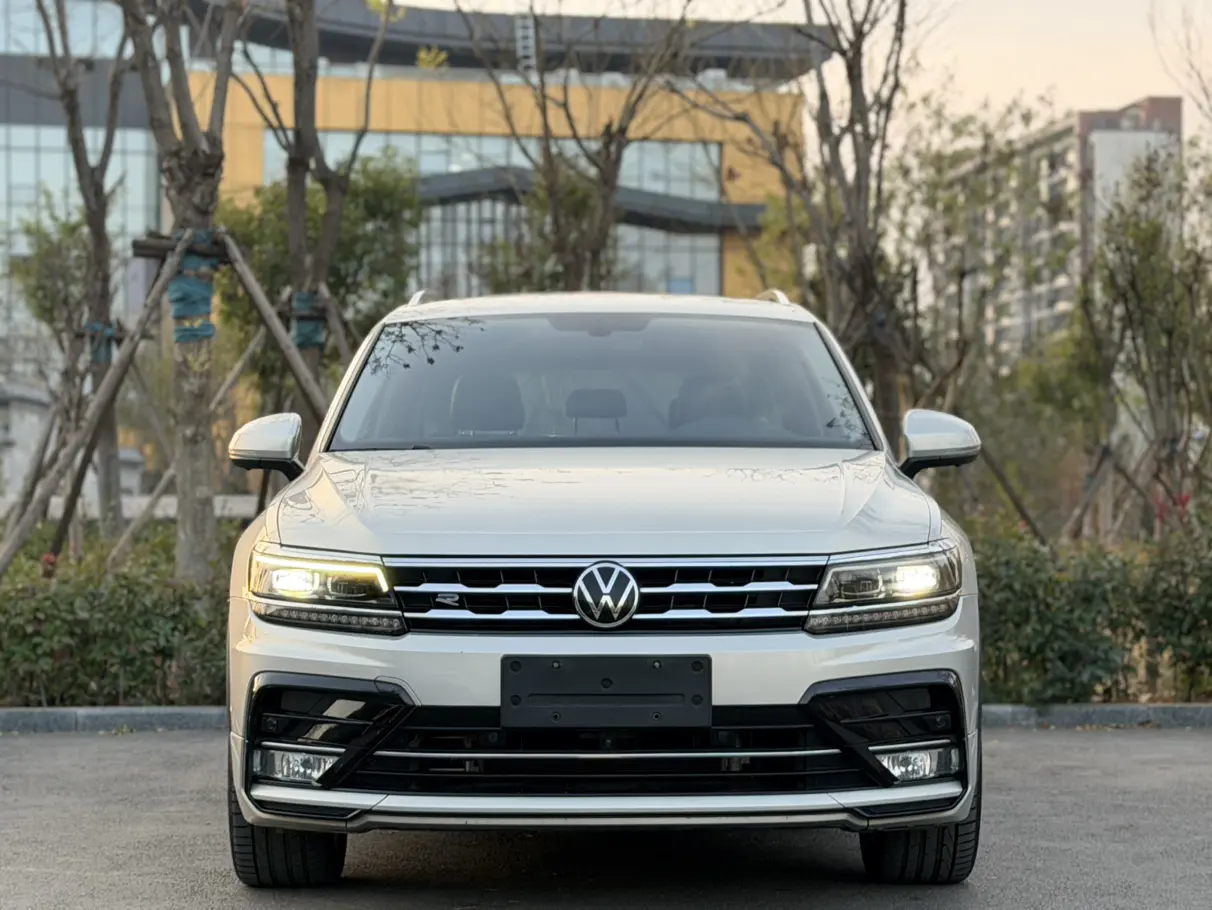 Volkswagen Tiguan L  из Китая