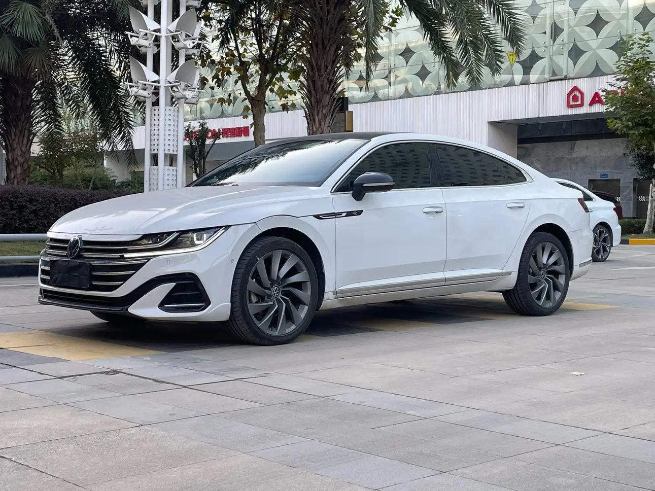 Volkswagen Arteon (CC)  из Китая